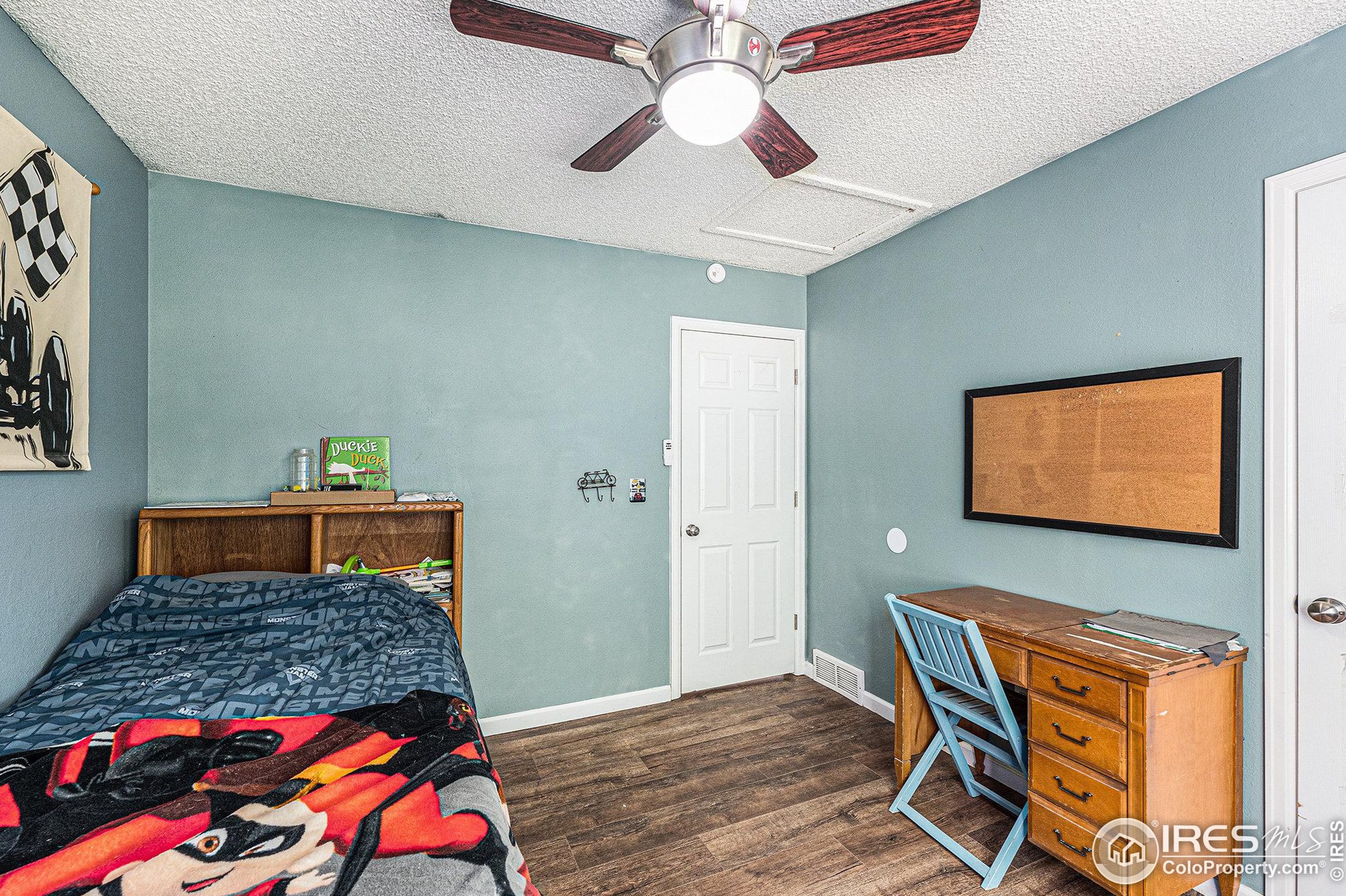 1428 Avondale Pl, Loveland CO exterior