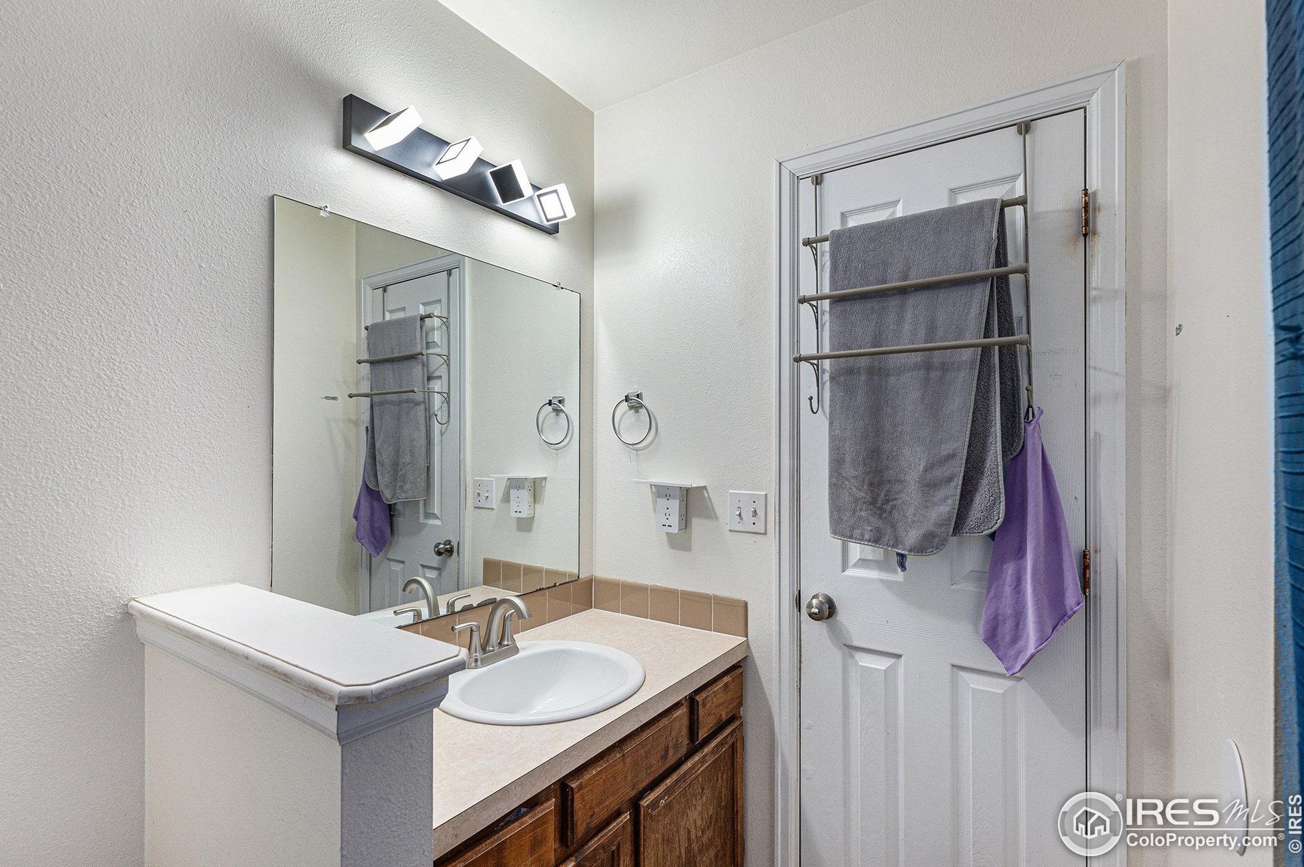 1428 Avondale Pl, Loveland CO exterior