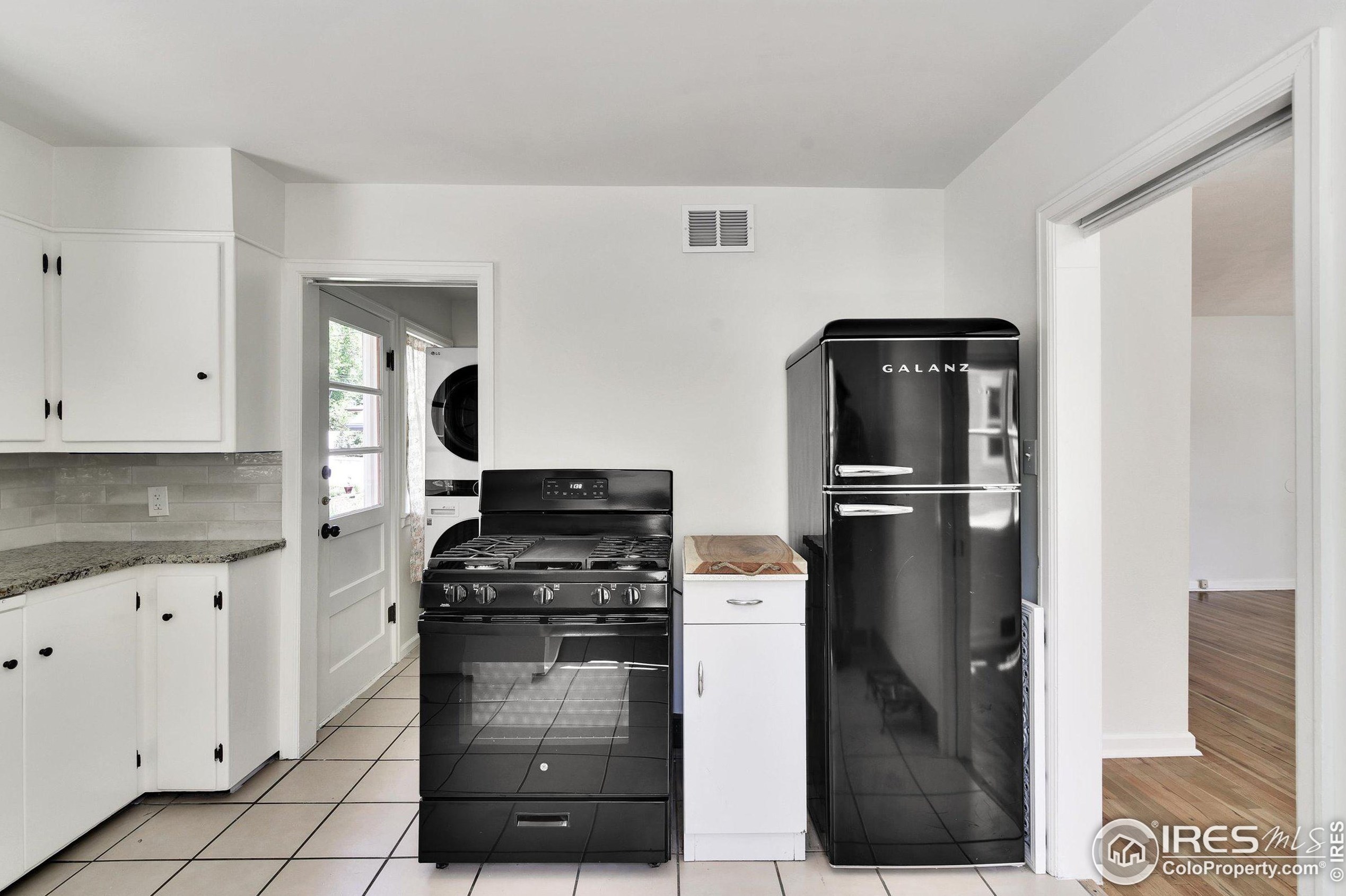 719 Sumner St, Longmont CO  80501-4834 exterior