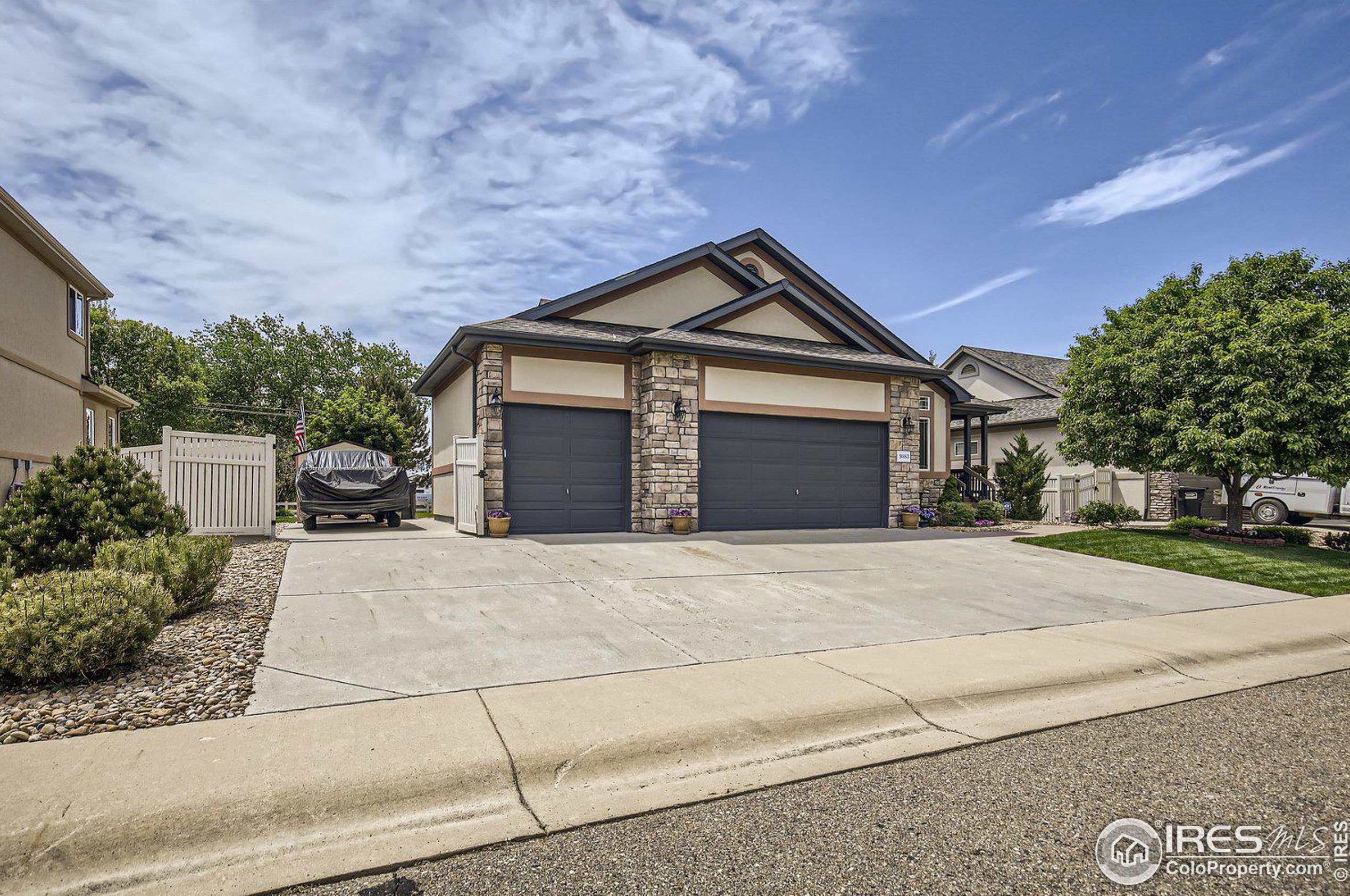 9883 Bluegrass St, Longmont, CO 80504-5918