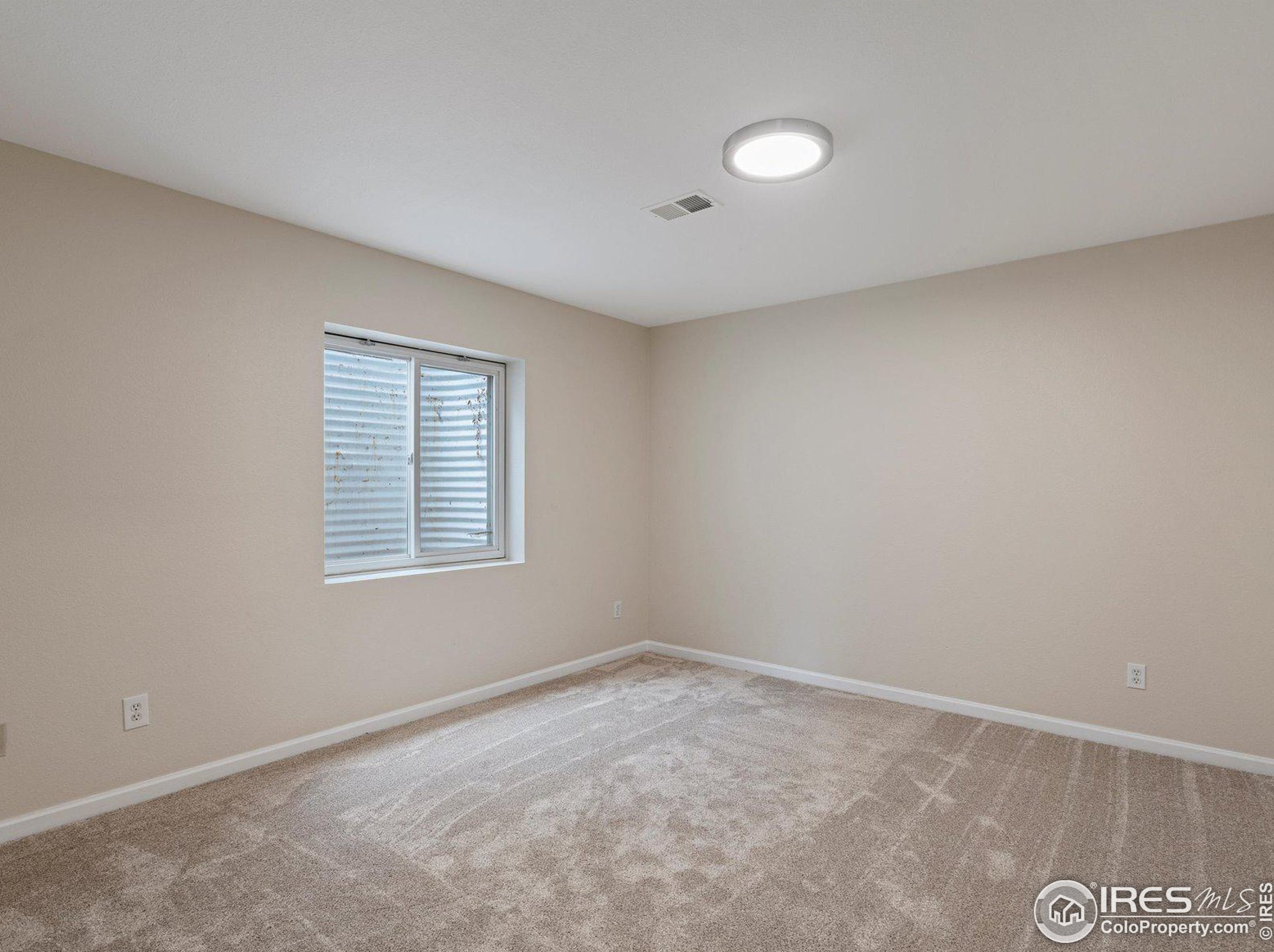 1130 Country Acres Dr, Loveland CO 80534-8470 exterior