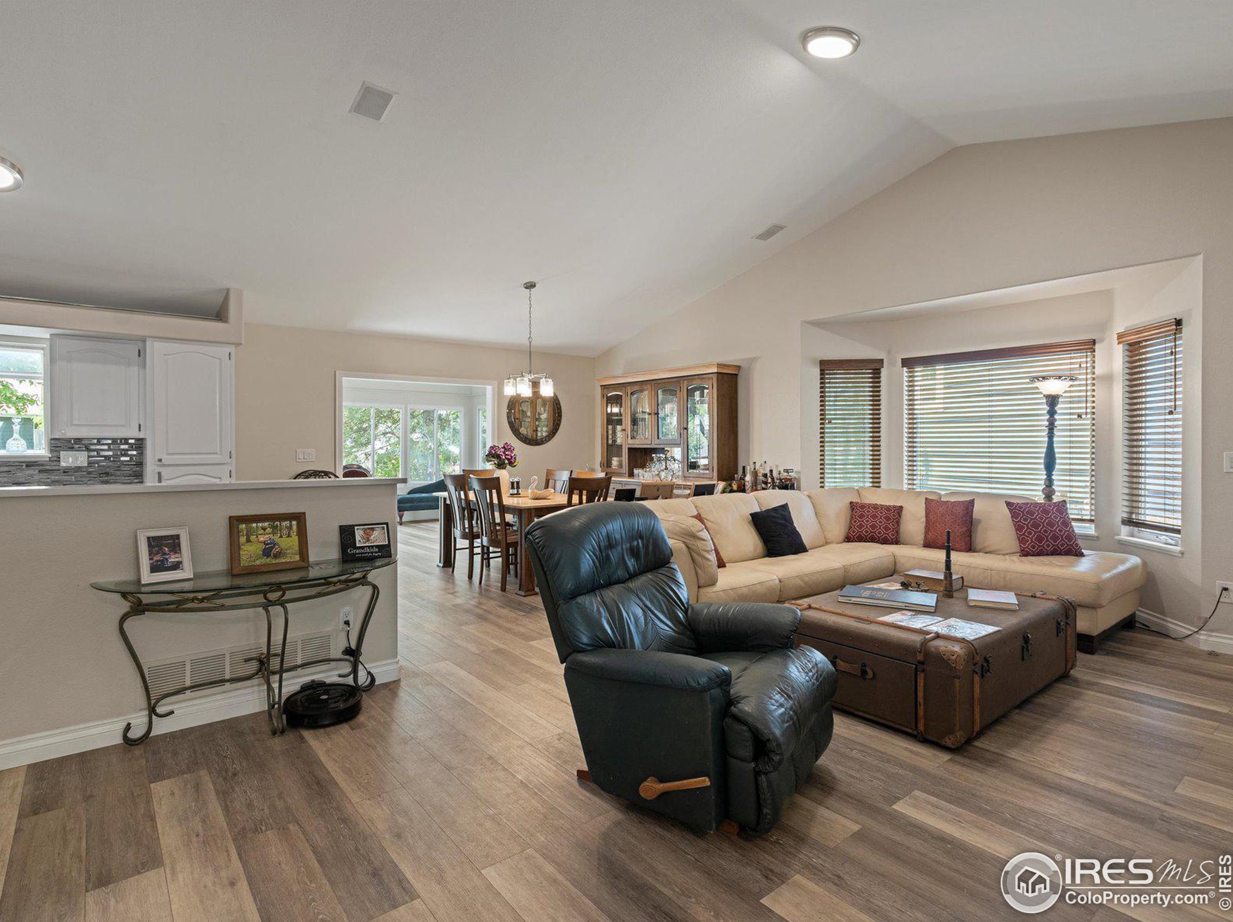 1130 Country Acres Dr, Loveland CO 80534-8470 exterior