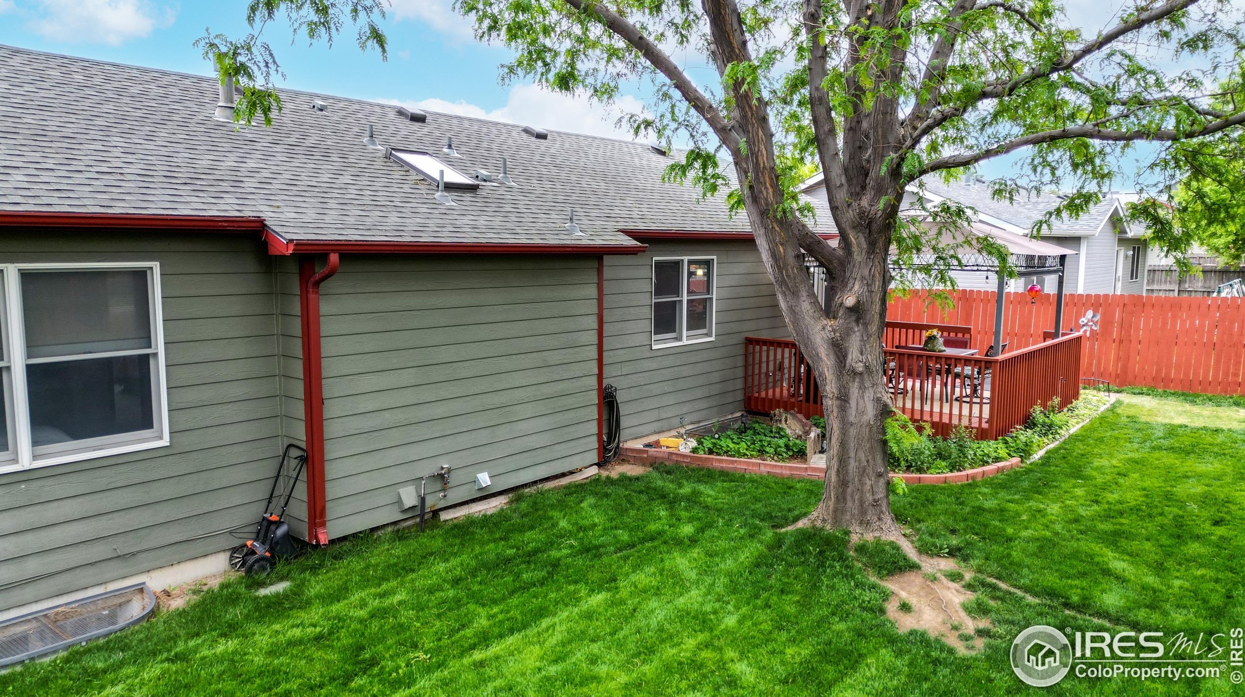 301 44th Avenue Ct, Greeley CO 80634-1091 exterior