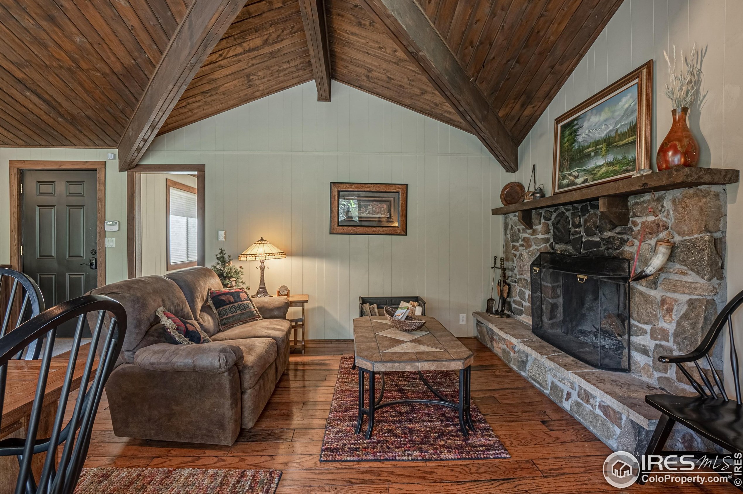 348 Crown Pt Dr, Bellvue CO 80512-9411 exterior