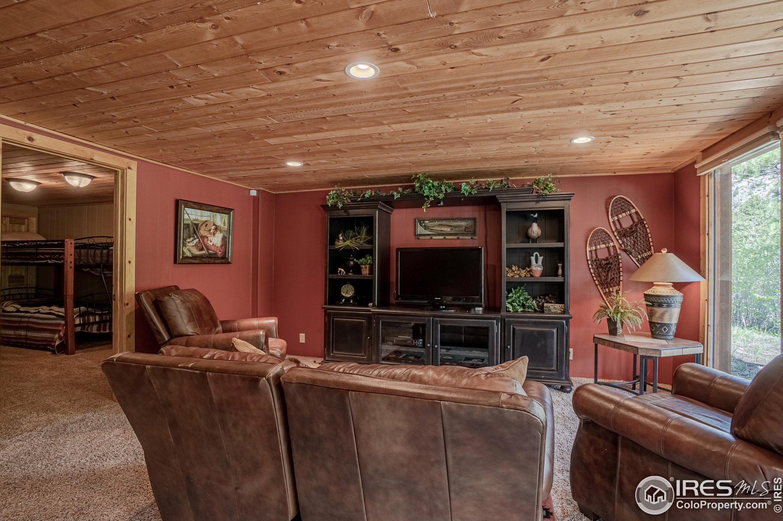 348 Crown Pt Dr, Bellvue CO 80512-9411 exterior