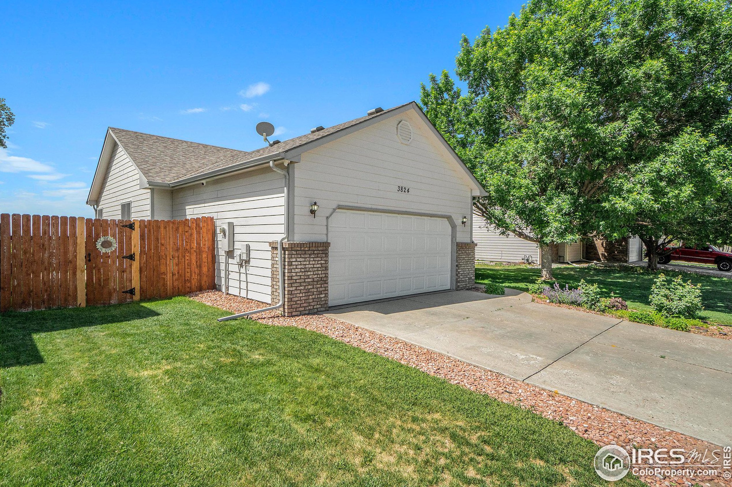3824 Tumbleweed Dr, Greeley, CO 80620-9110