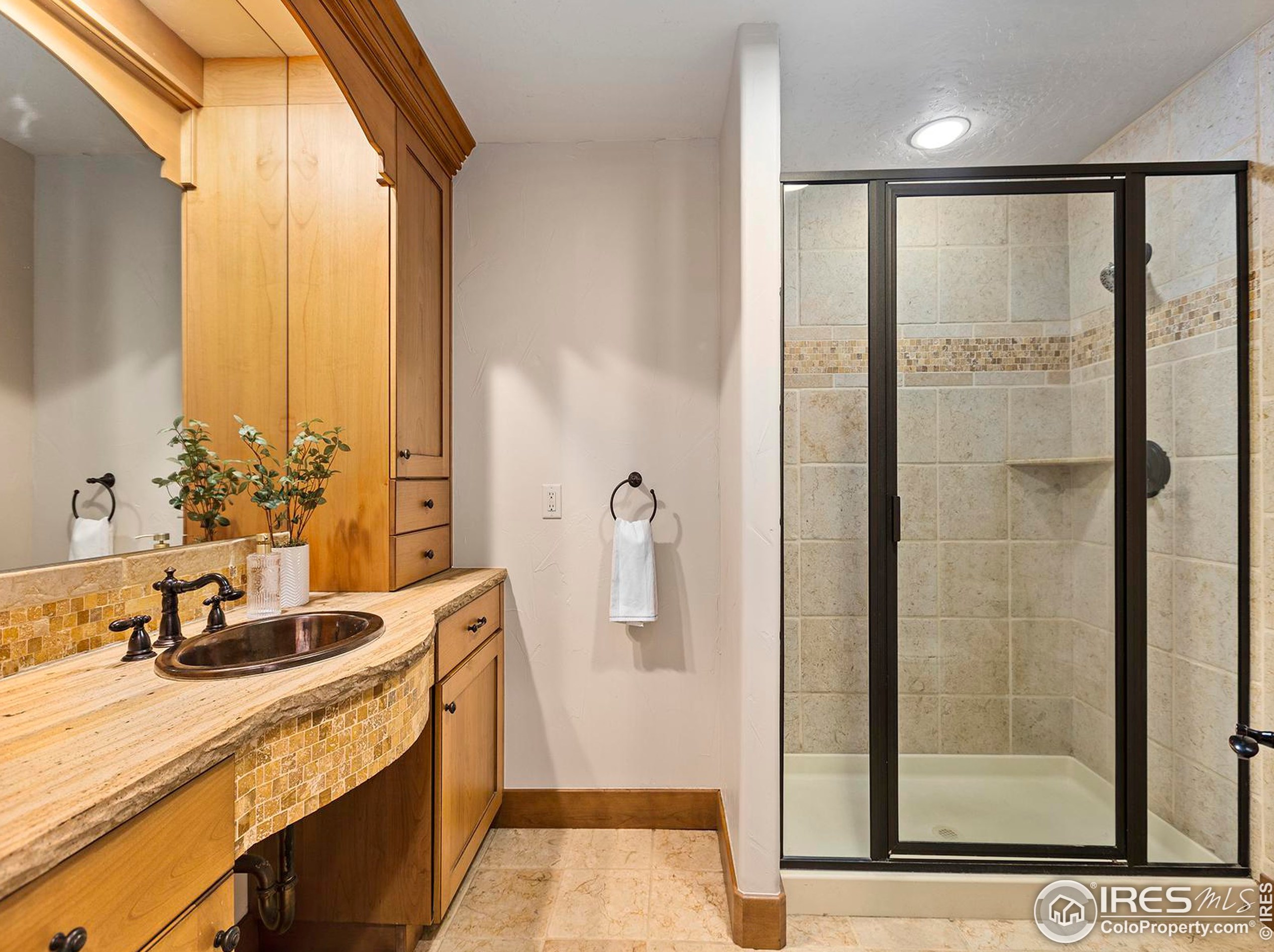 5223 Paradise Ln, Fort Collins CO  80526-4324 exterior