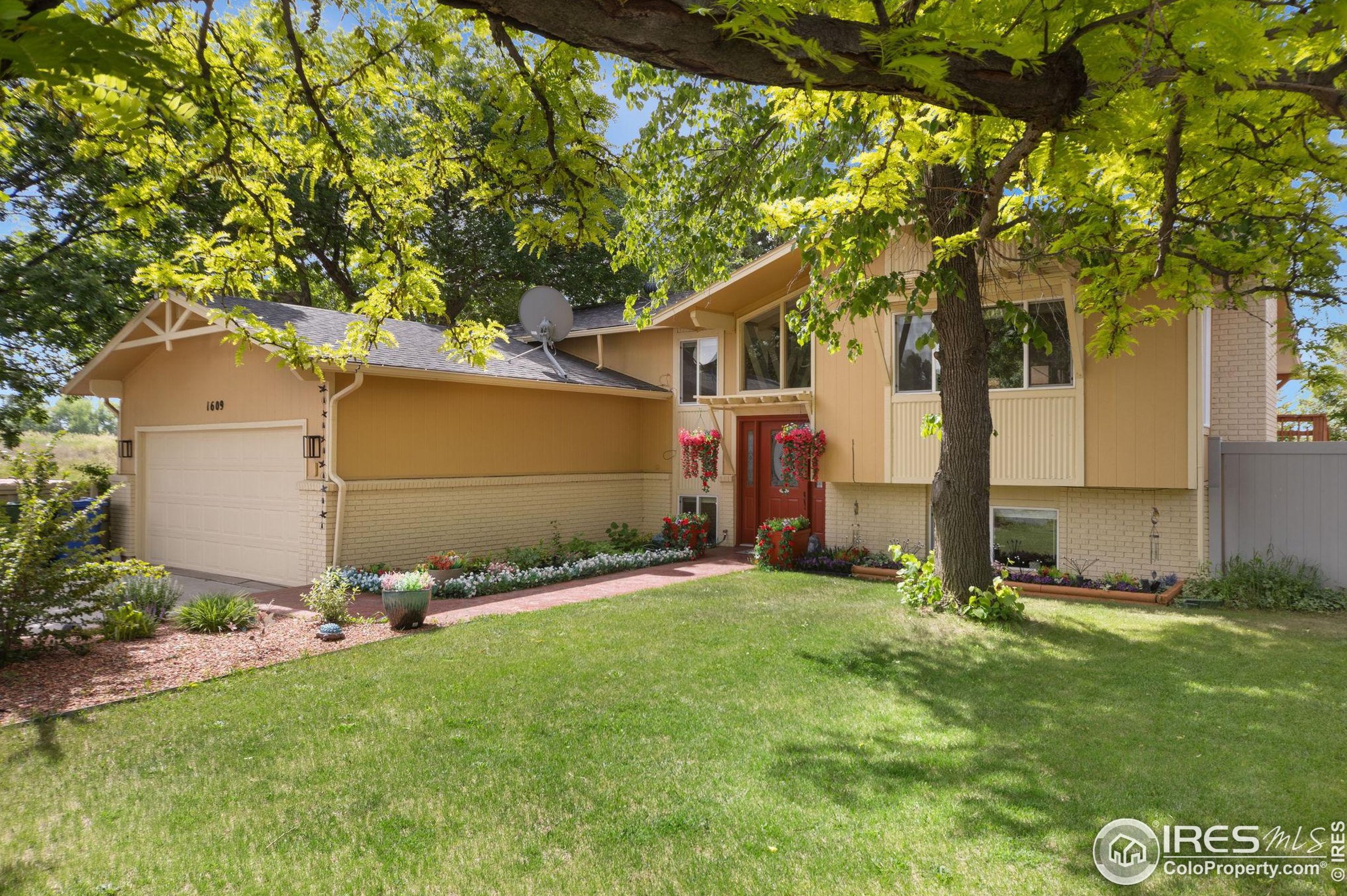1609 Kennedy Ave, Loveland, CO 80538-3404