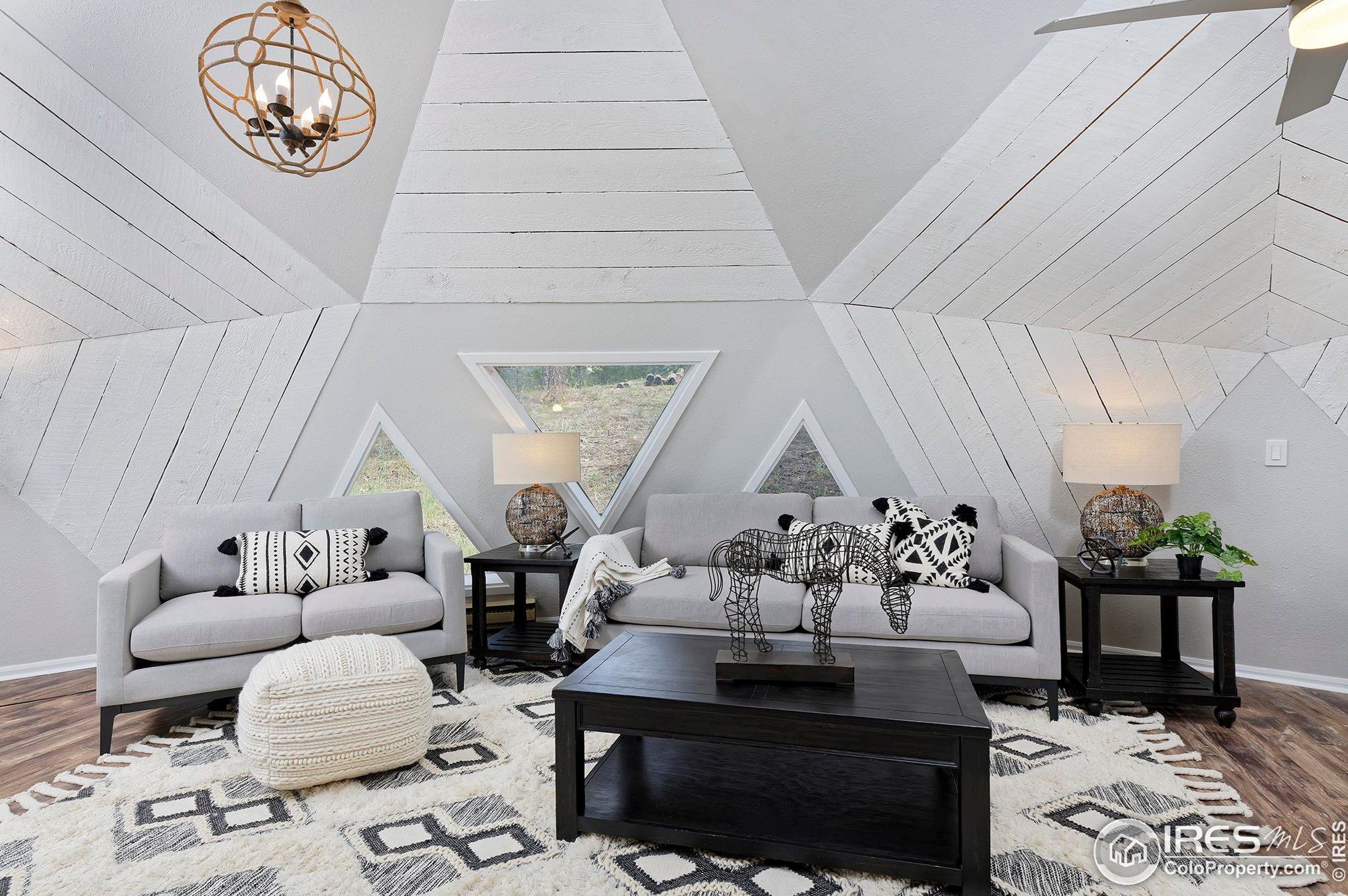 387 Millionaire Dr, Boulder, CO 80302-9267