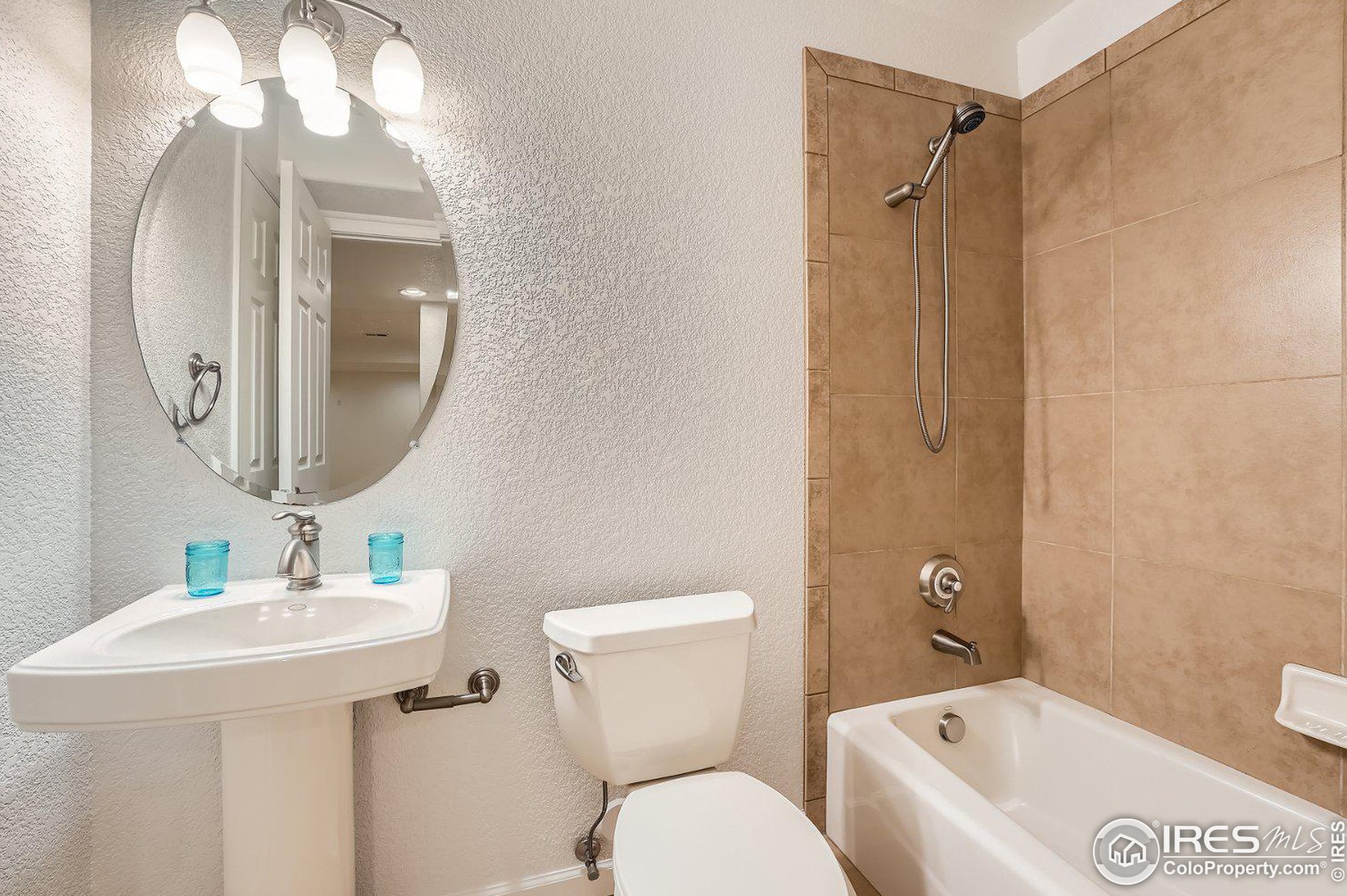 14185 Whitney Cir, Westminster CO 80023-4508 exterior