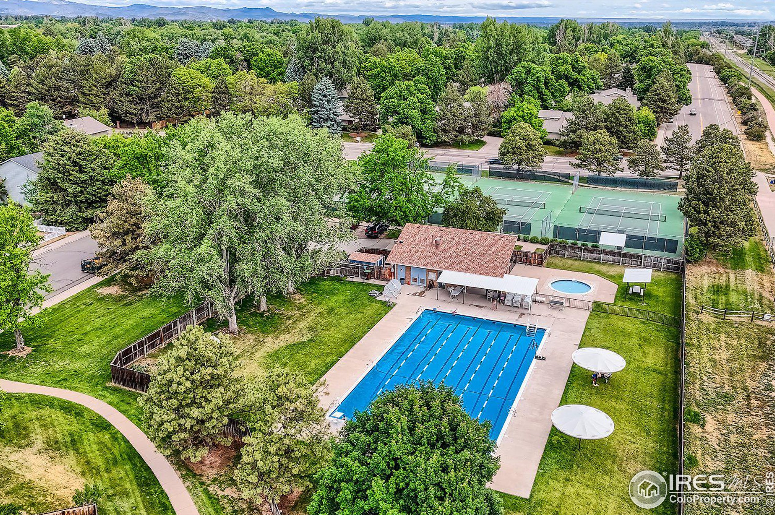 1737 Waterford Ln, Fort Collins CO 80525-2959 exterior