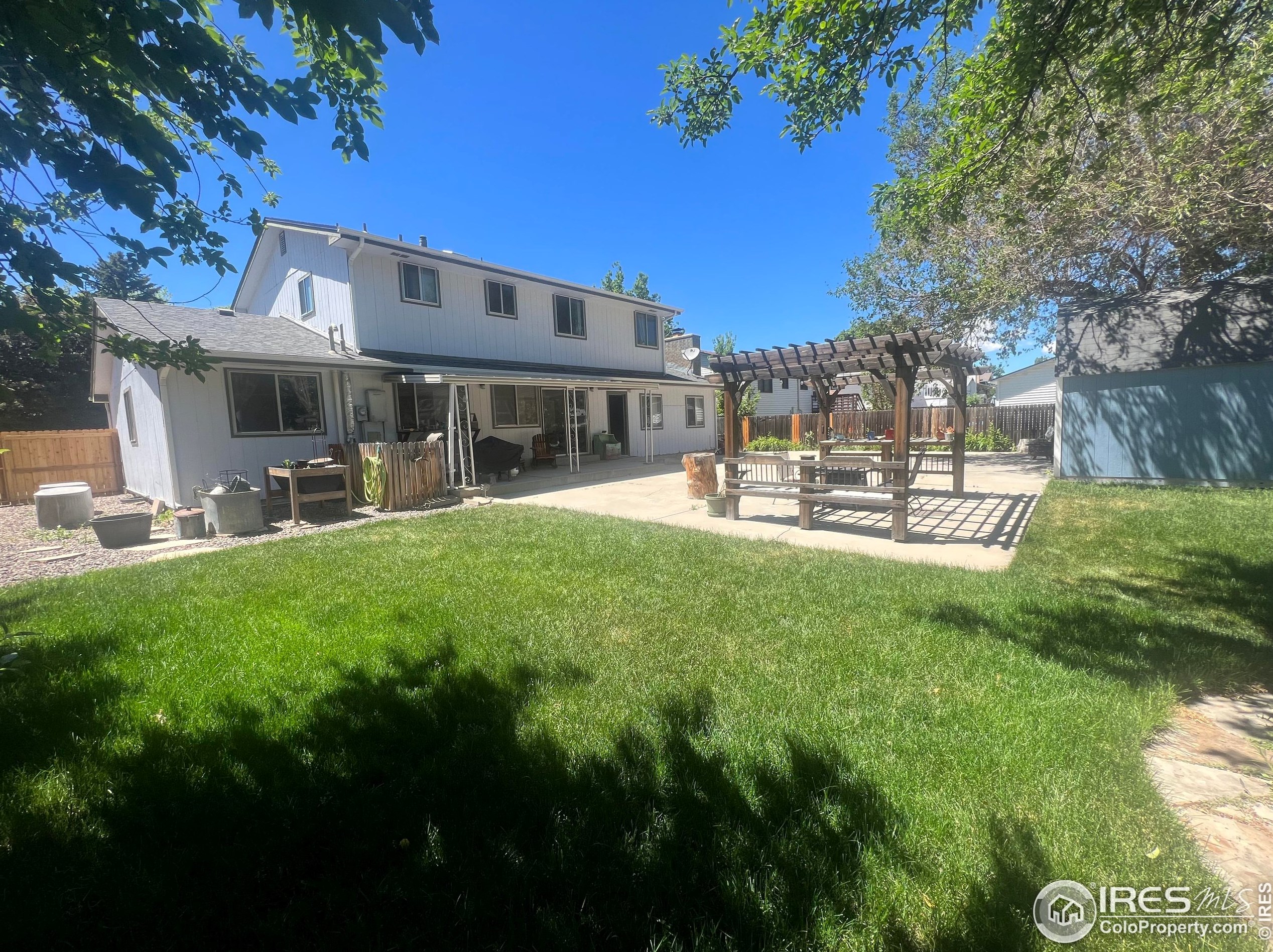 3346 Apple Ave, Loveland CO 80538-2515 exterior