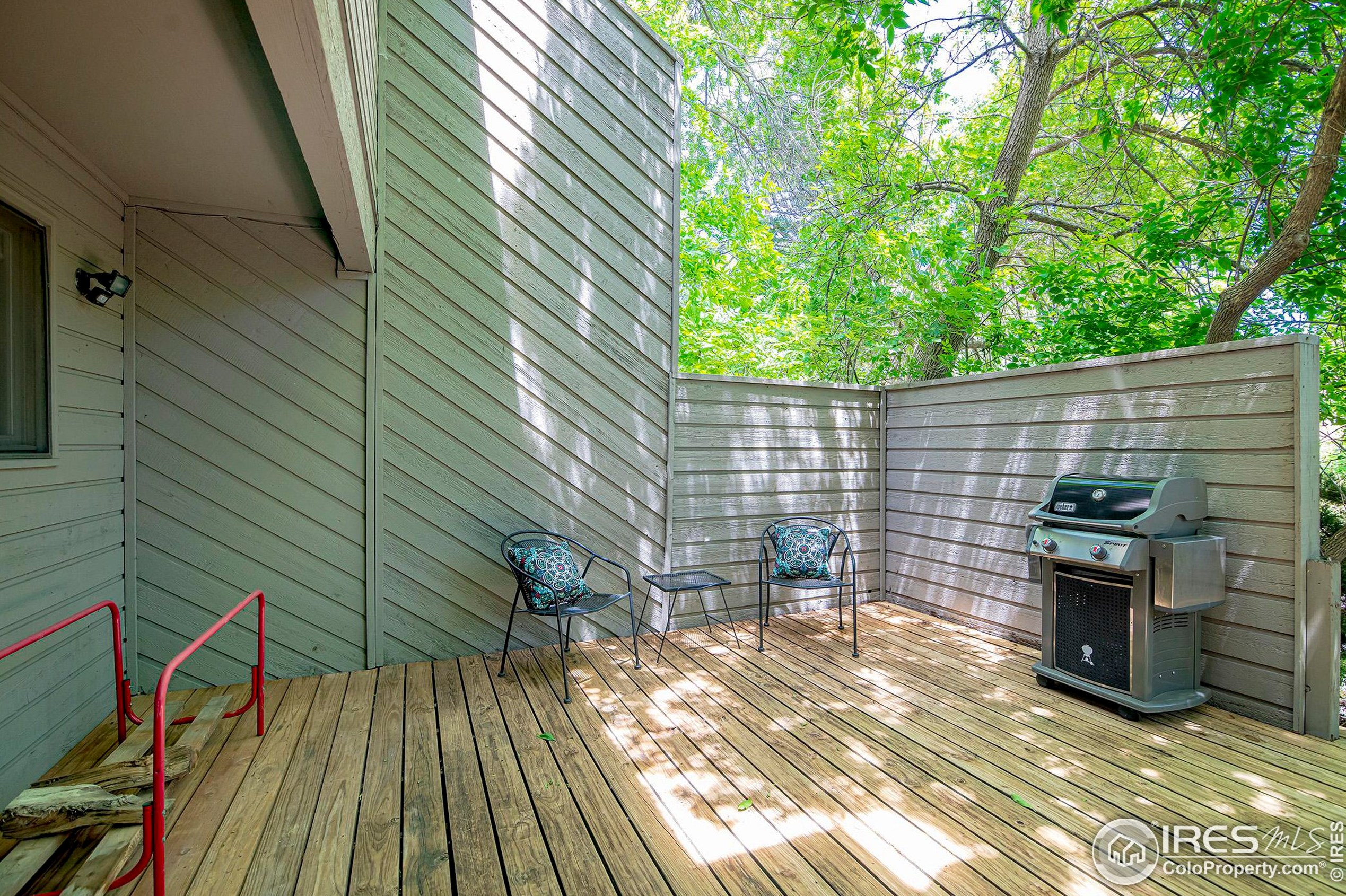 3054 Edison Ct, Boulder CO 80301-2264 exterior