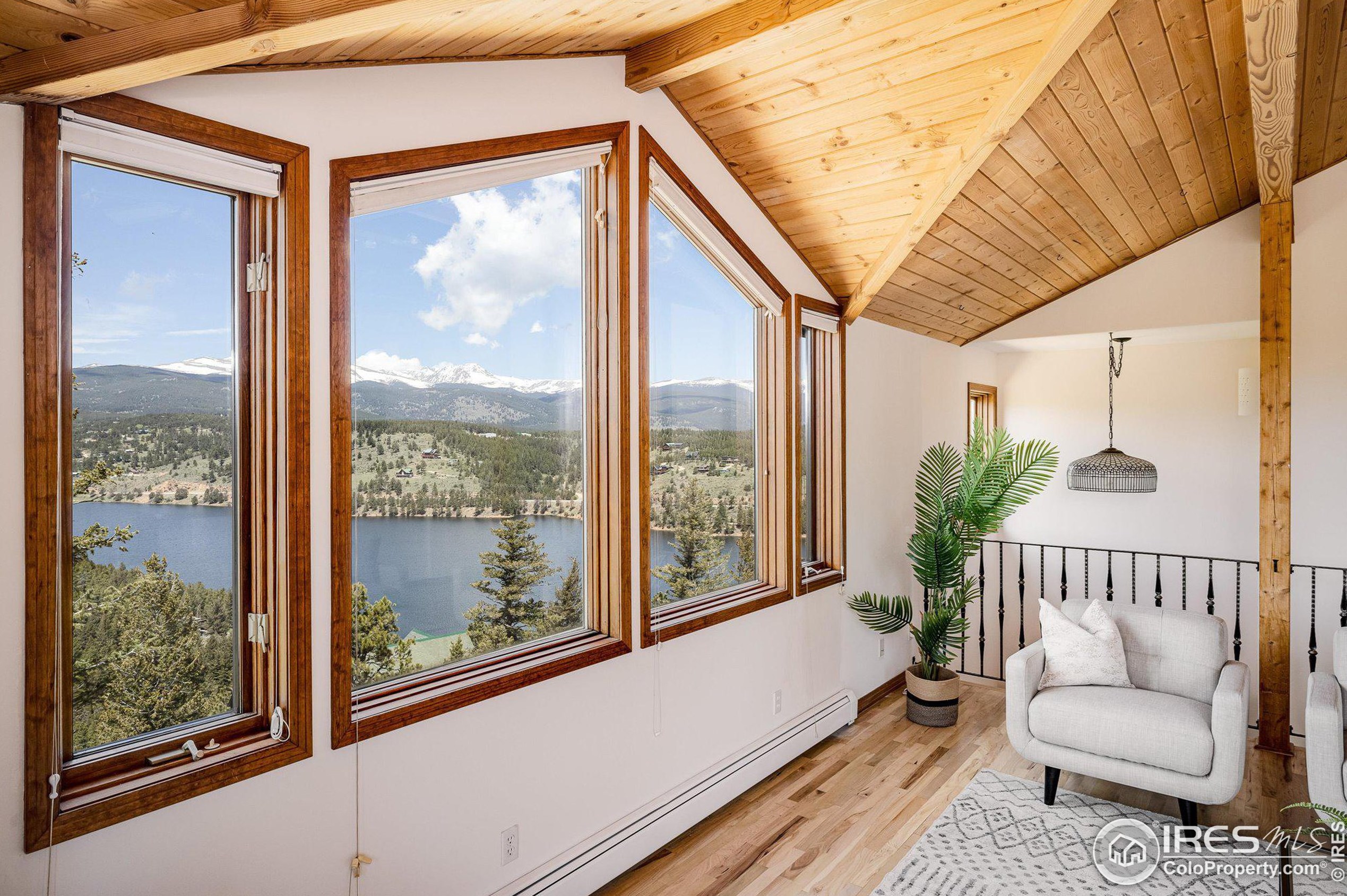 64 Doe Trl, Nederland CO exterior