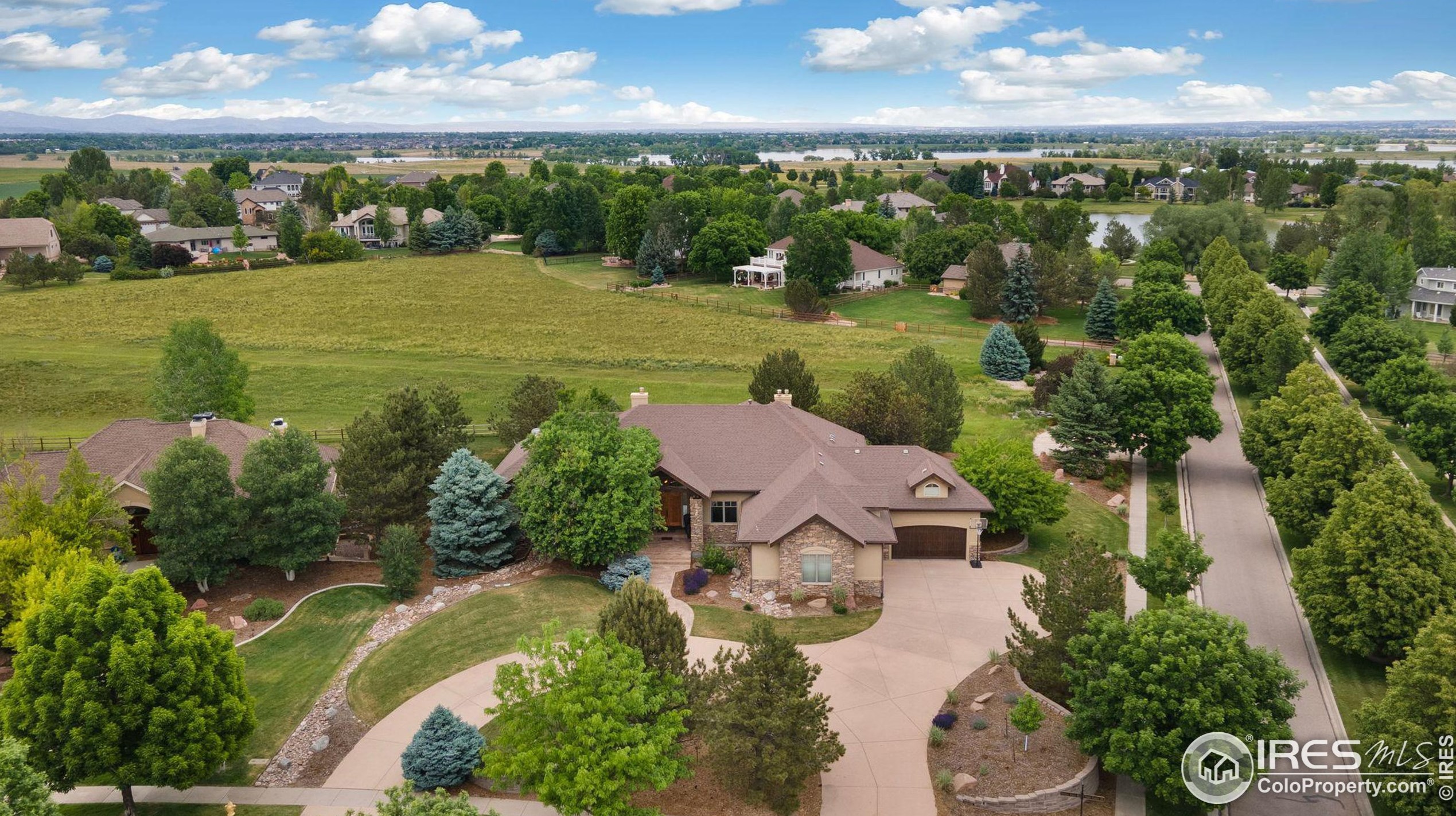 8103 Golden Eagle Rd, Fort Collins CO  80528-9347 exterior