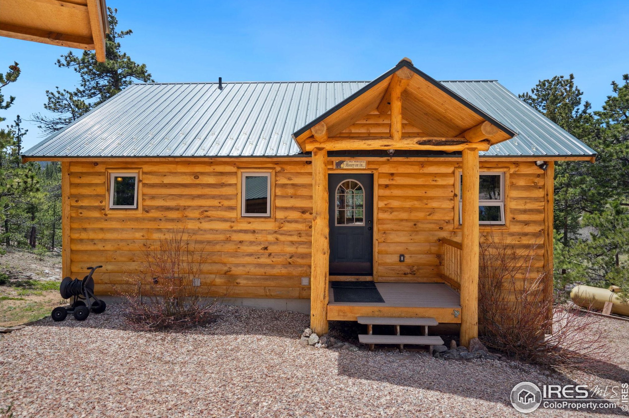 91 Mohave Ct, Red Feather Lakes, CO 80545-8743