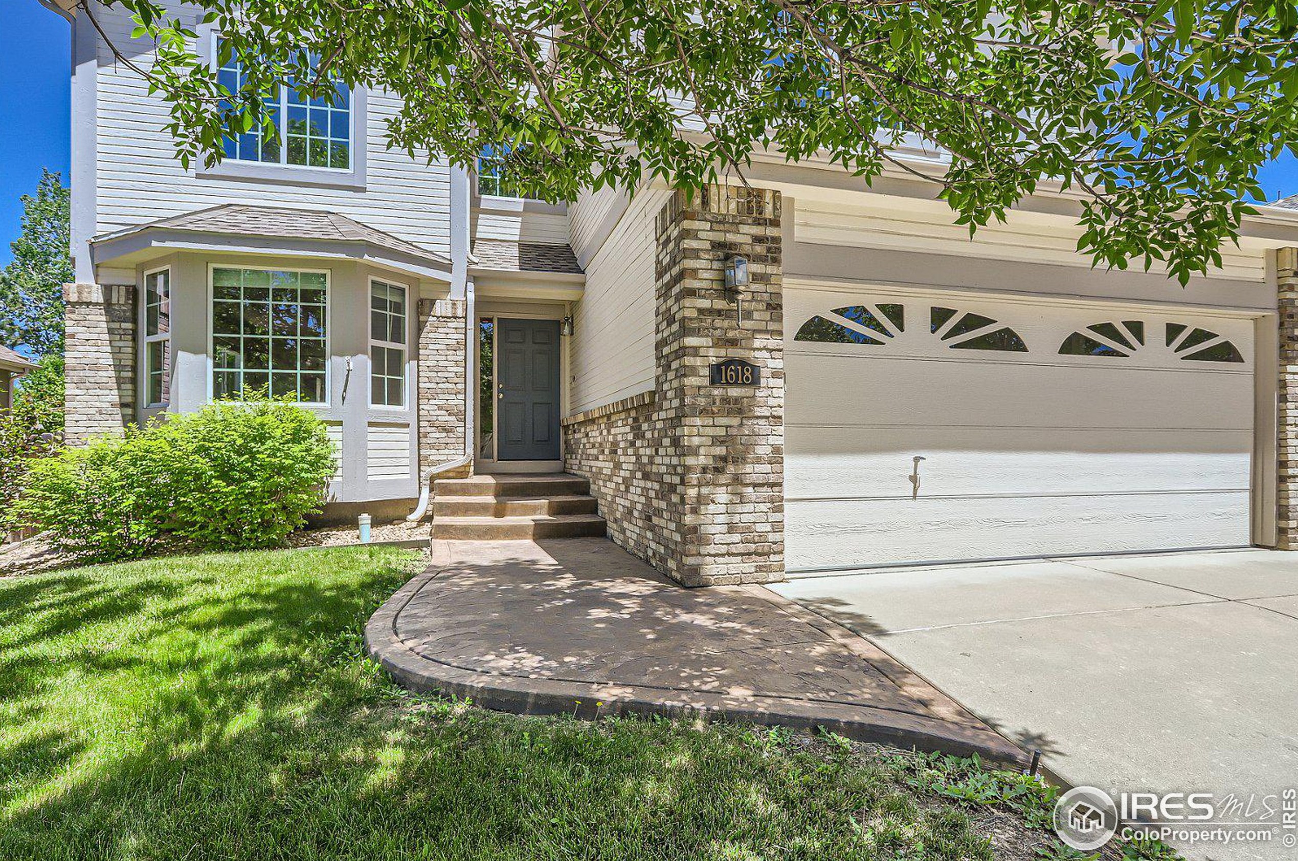 1618 Mountain Dr, Longmont, CO 80503-2701