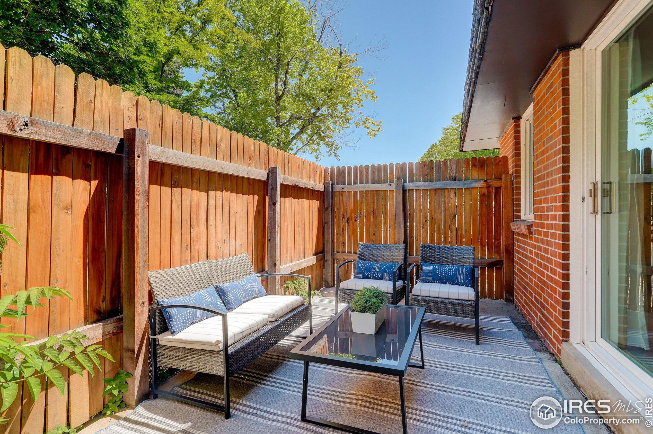 745 Thomas Dr, Boulder CO 80303-2623 exterior