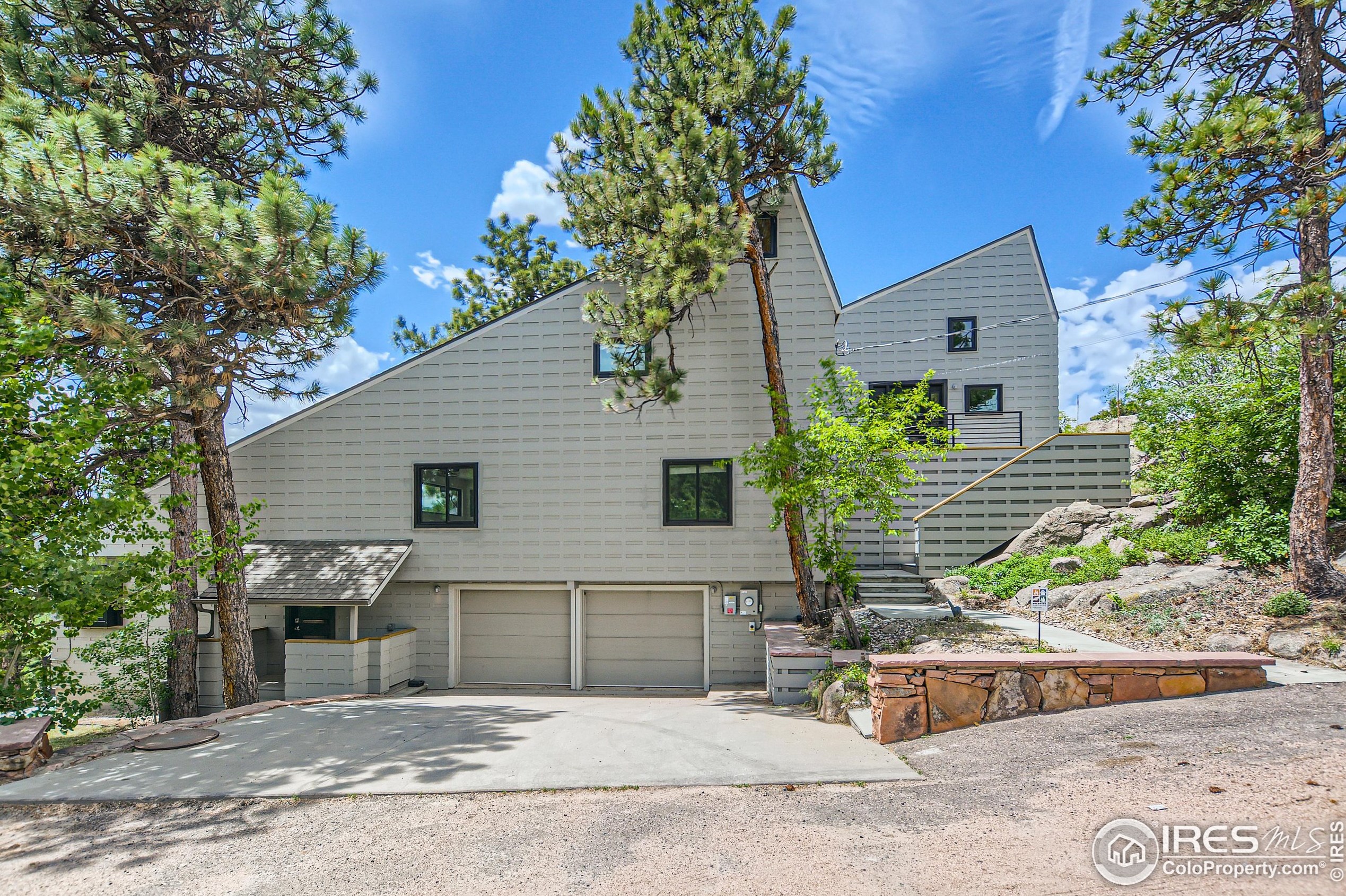6722 Flagstaff Rd, Boulder, CO 80302-9514