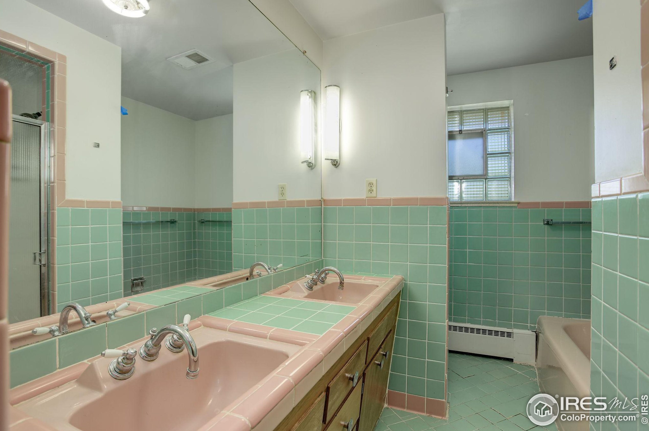 5423 Fld Ct, Arvada CO  80005-4350 exterior