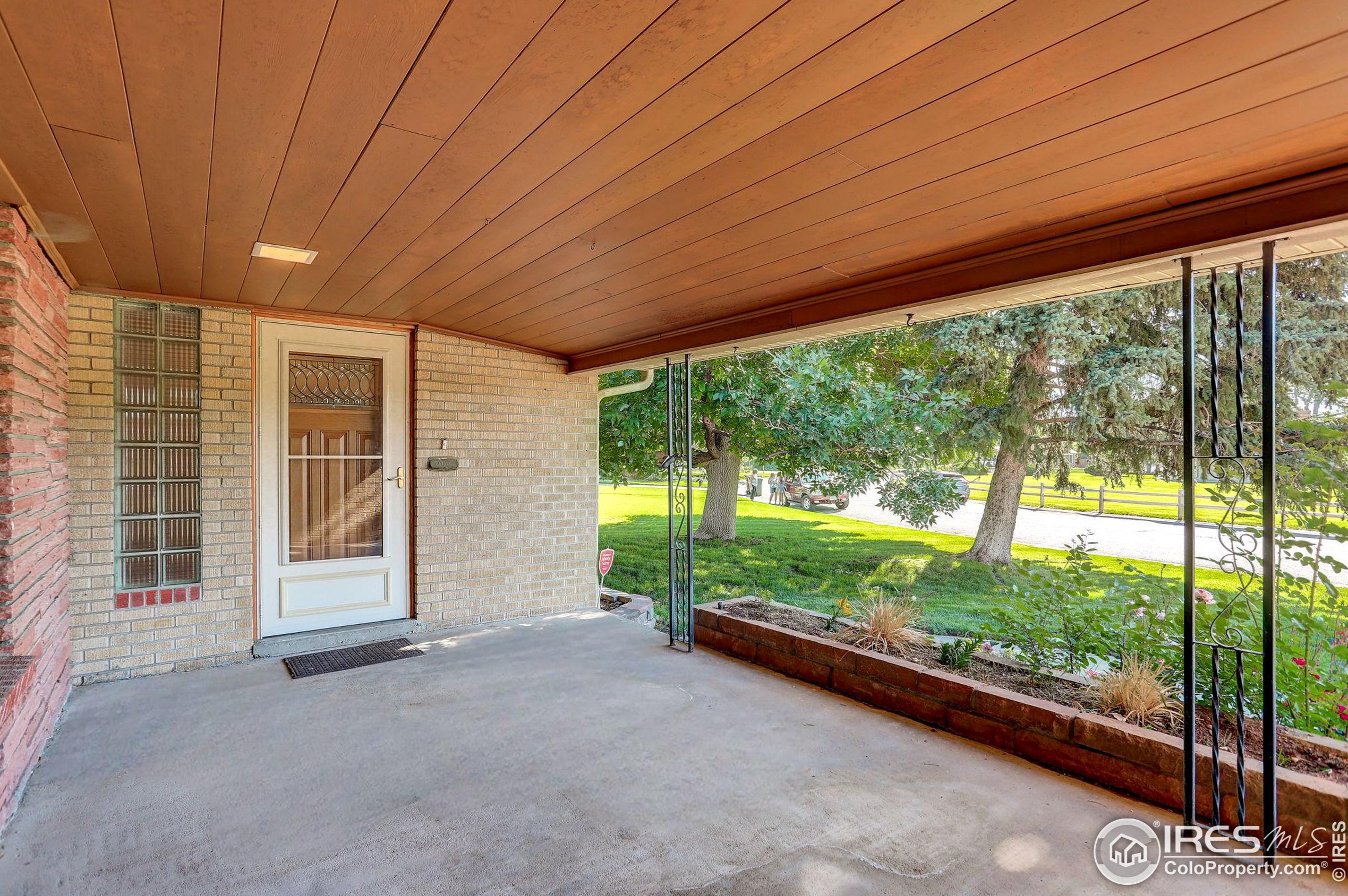 5423 Fld Ct, Arvada CO  80005-4350 exterior