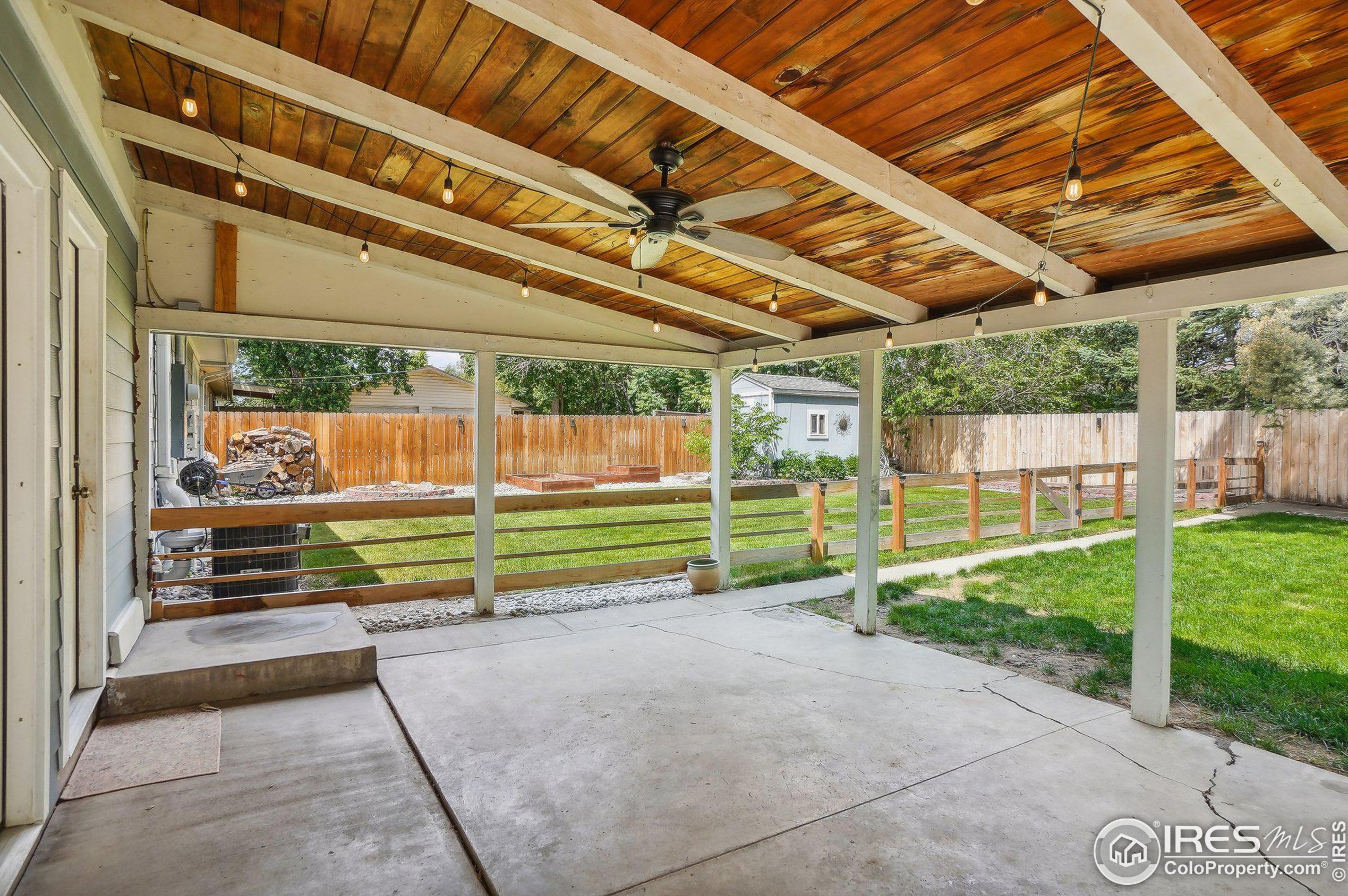 5710 Hickory St, Littleton CO 80120-2217 exterior