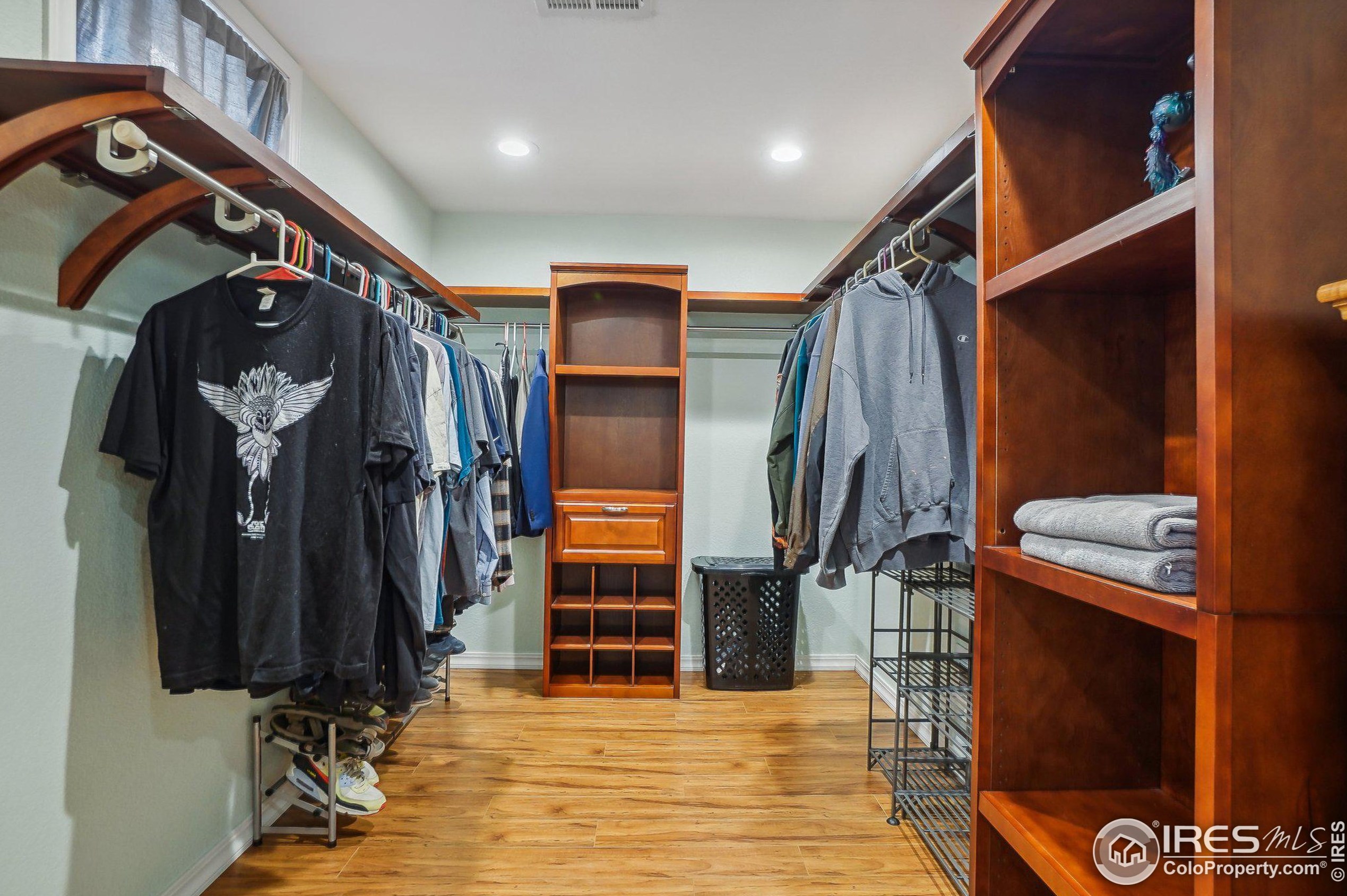 5710 Hickory St, Littleton CO 80120-2217 exterior