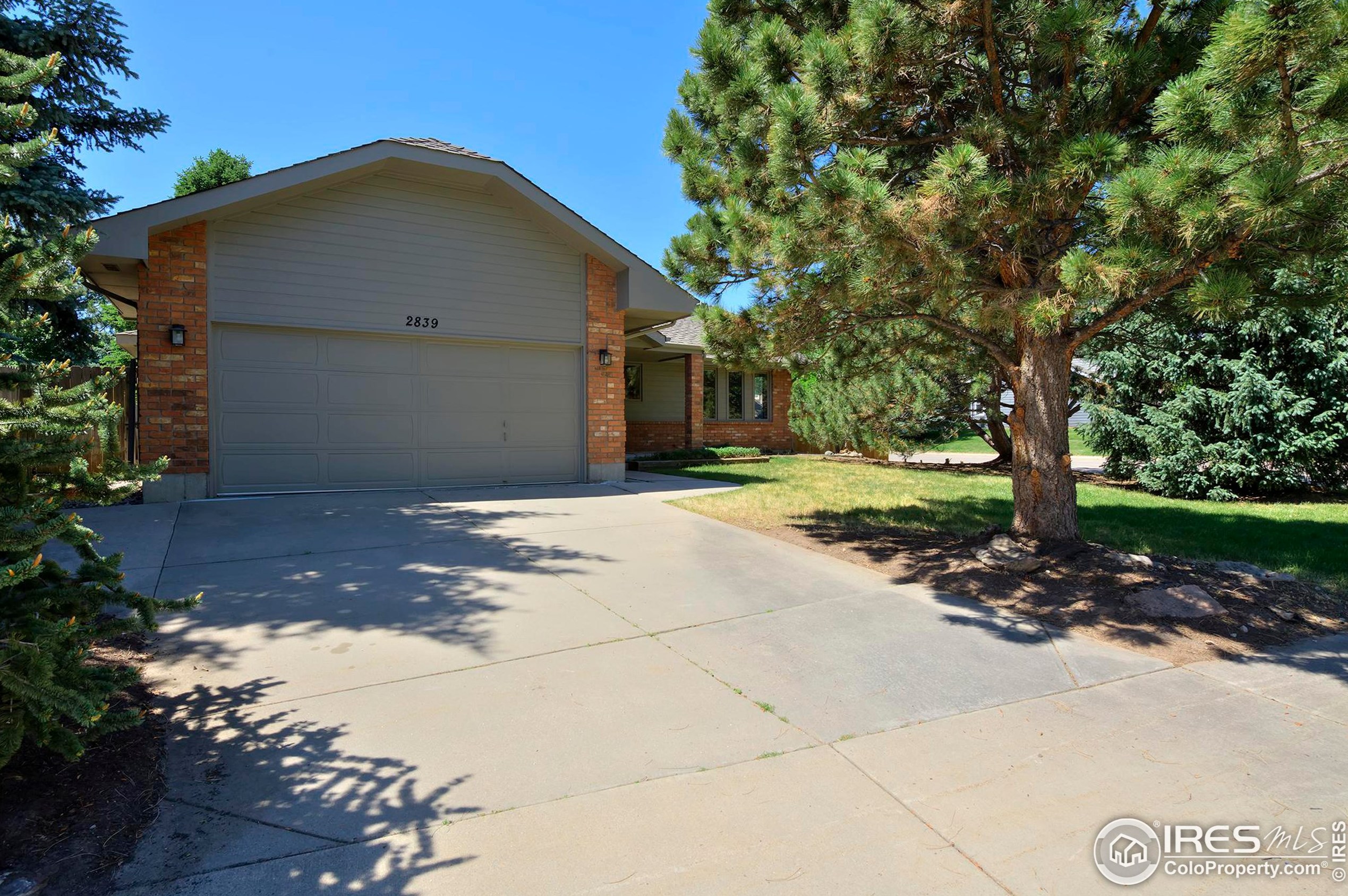 2839 Garrett Dr, Fort Collins, CO 80526