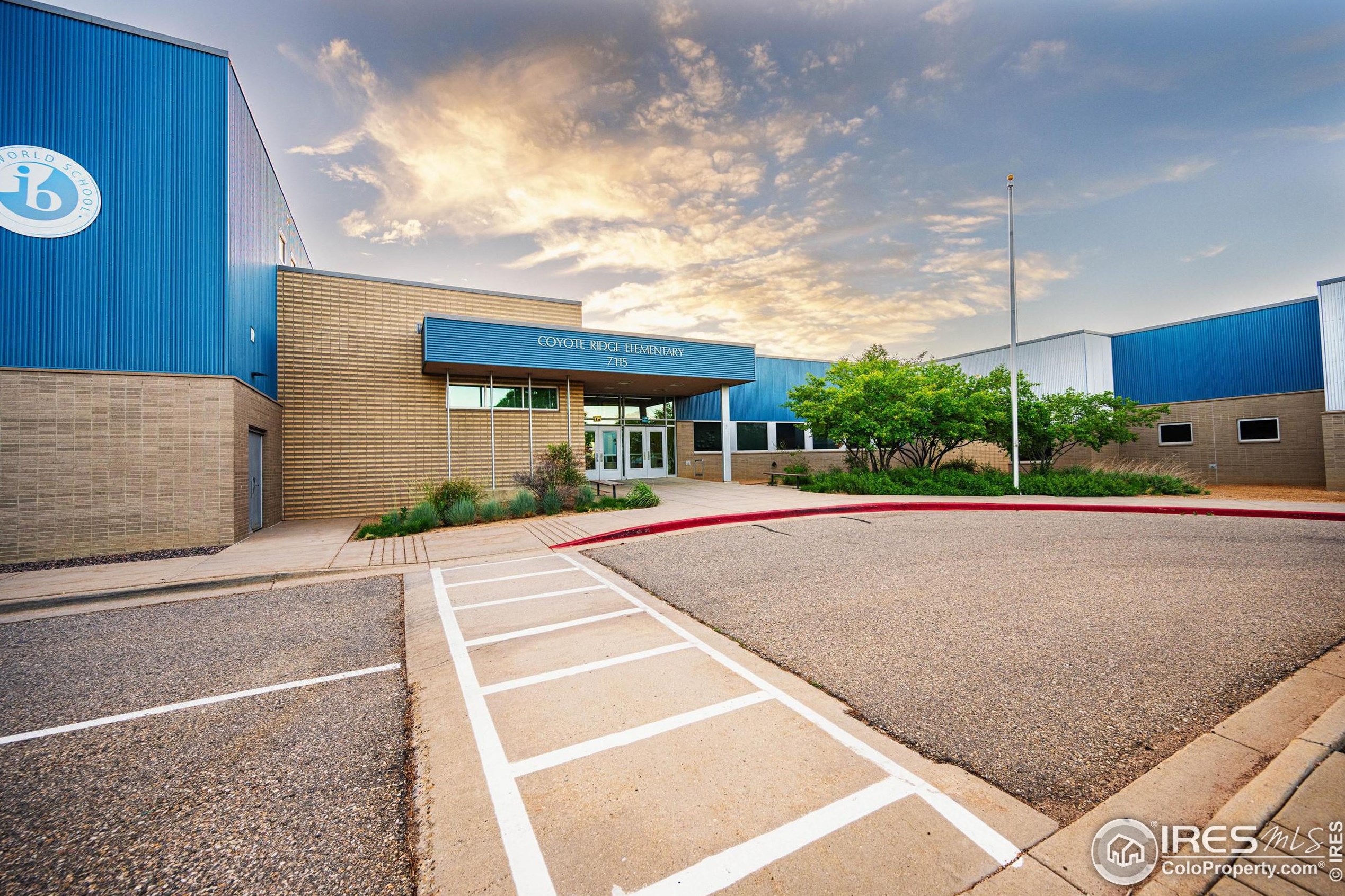 456 Peyton Dr, Fort Collins CO  80525-8259 exterior