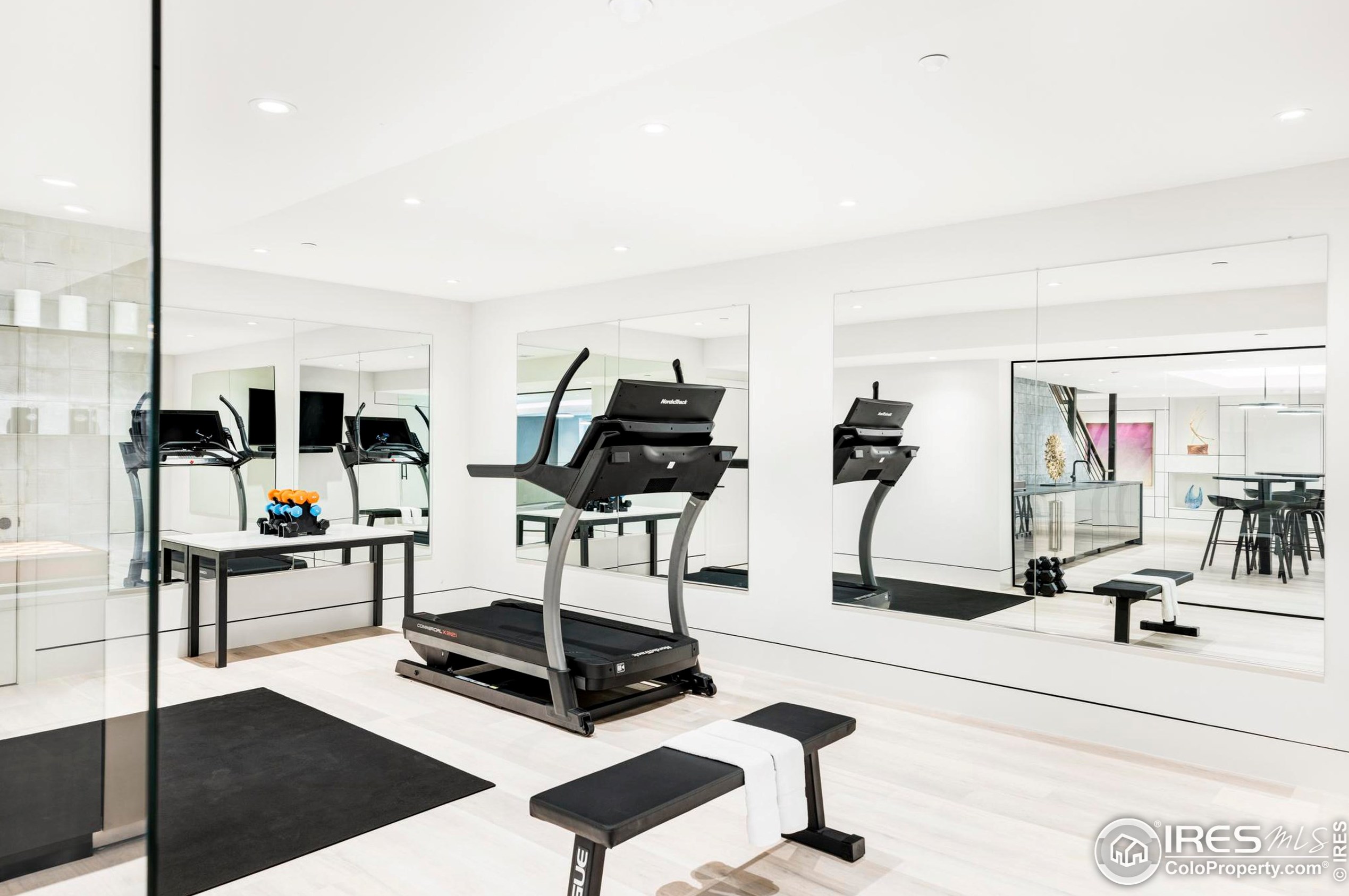 1332 White Hawk Rnch Dr, Boulder CO  80303-1670 exterior