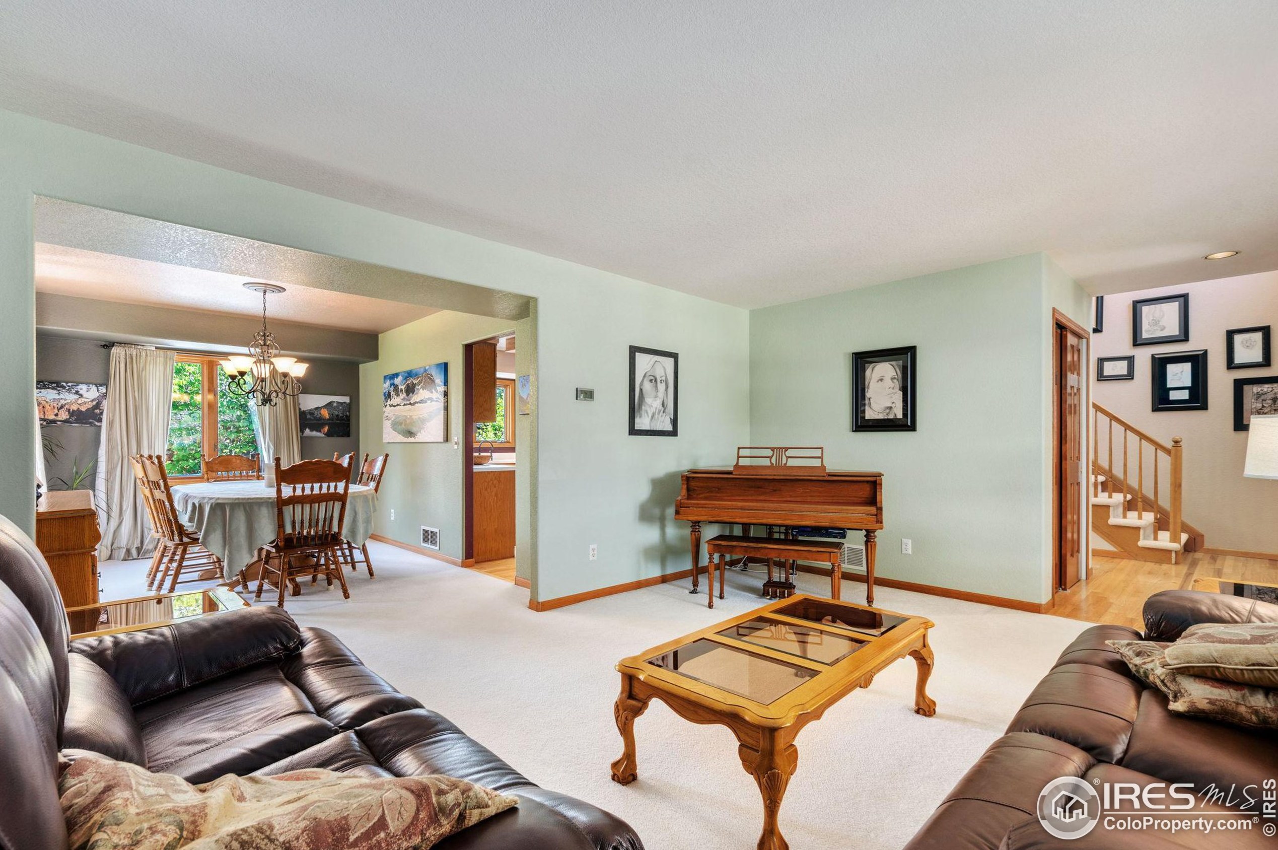 1037 Hinsdale Dr, Fort Collins CO  80526-3916 exterior