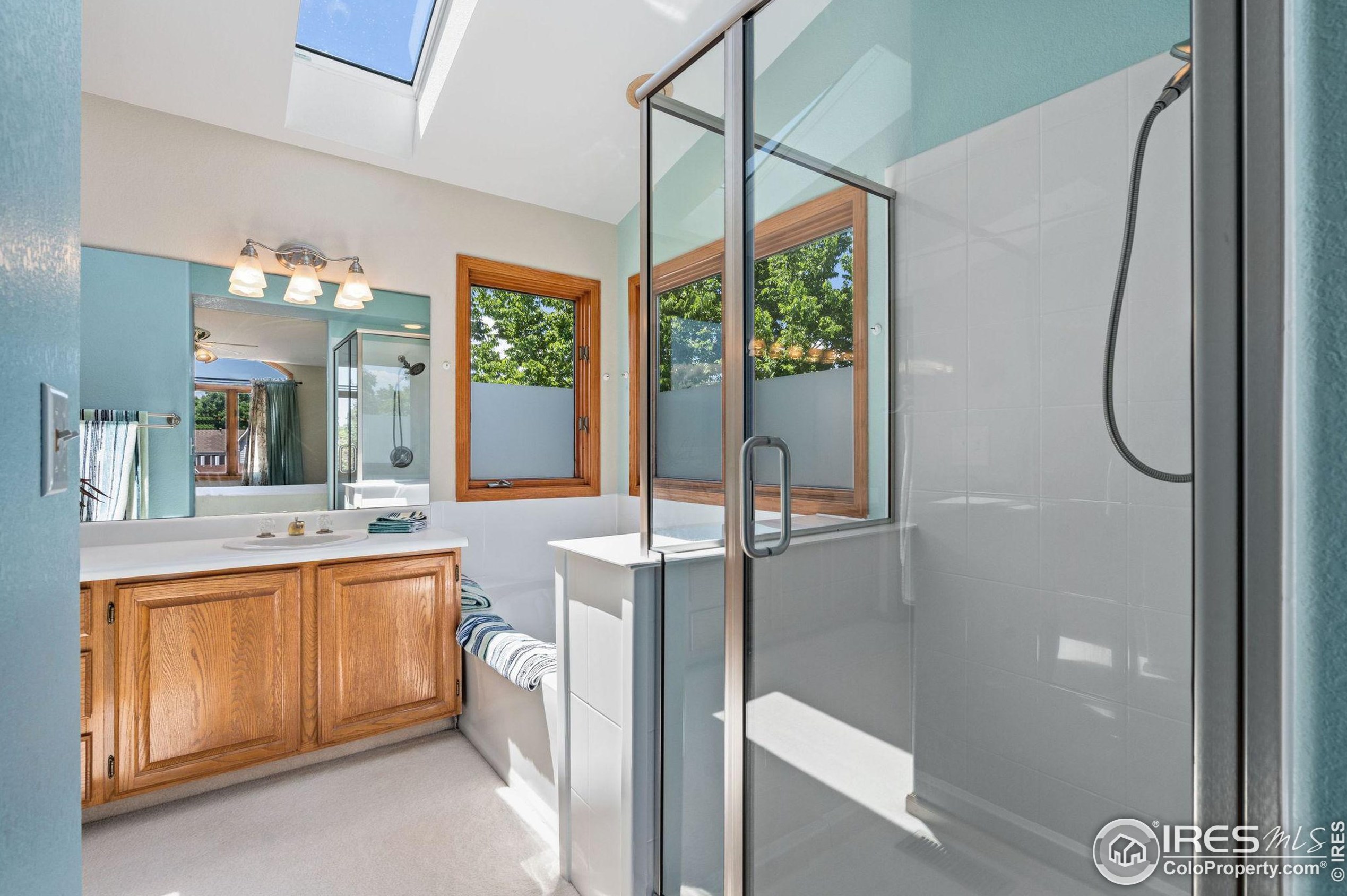 1037 Hinsdale Dr, Fort Collins CO  80526-3916 exterior