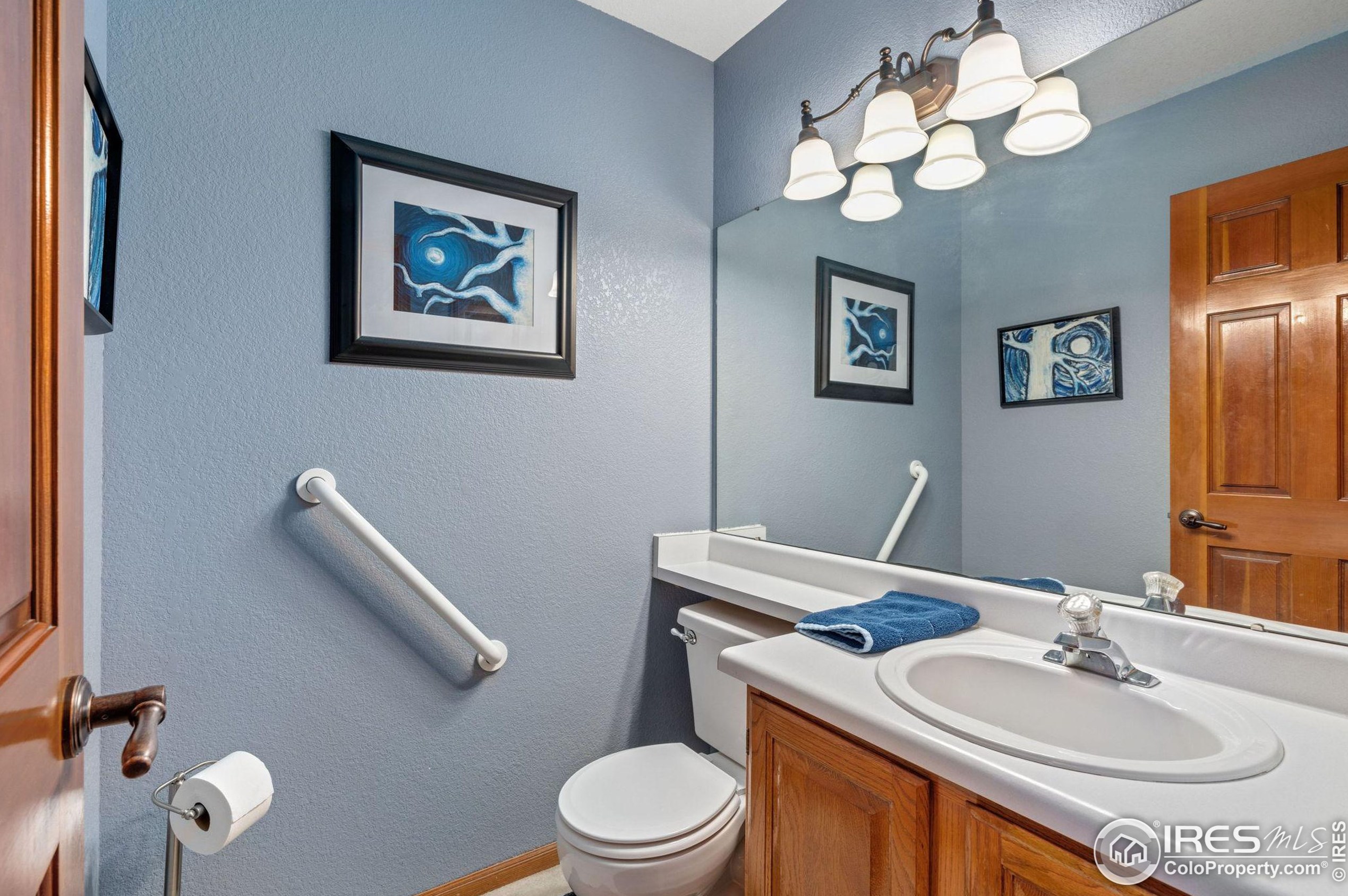1037 Hinsdale Dr, Fort Collins CO  80526-3916 exterior