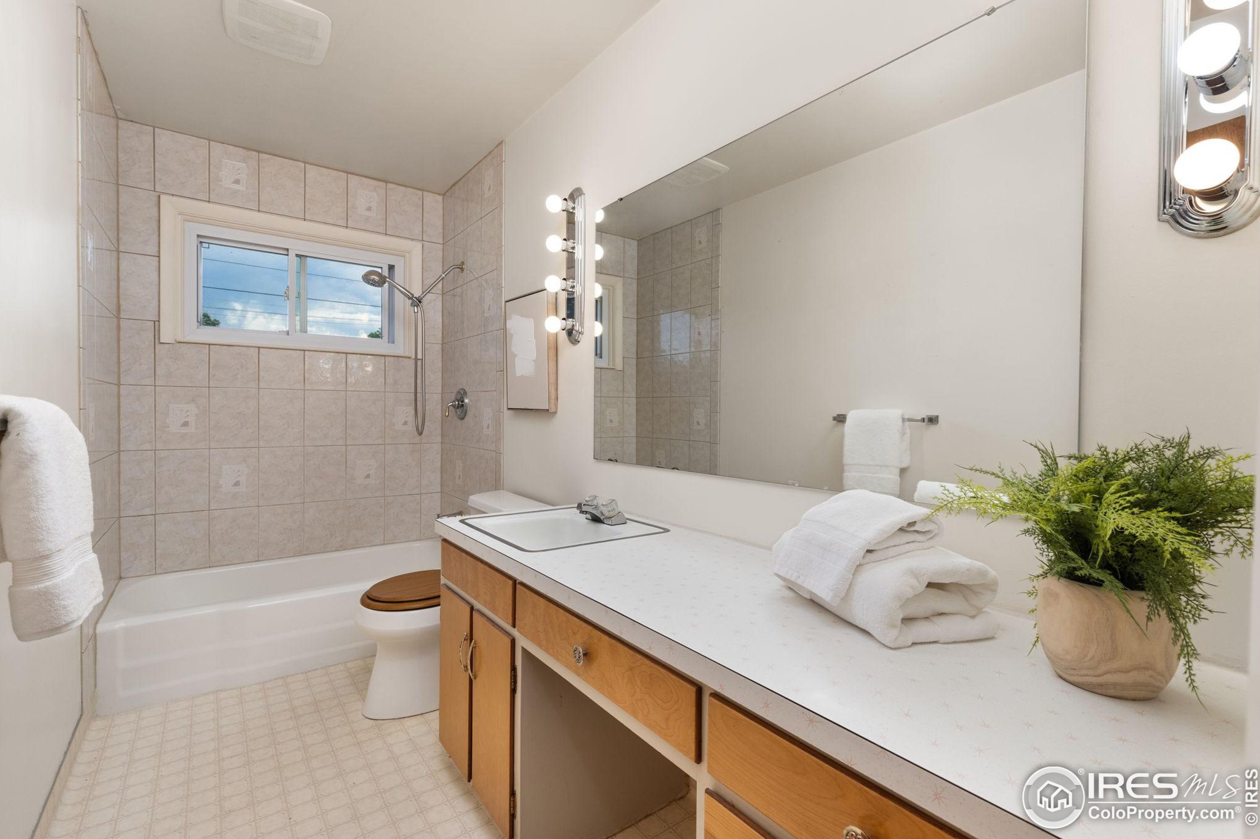 805 36 Ave, Greeley CO 80634-1811 exterior