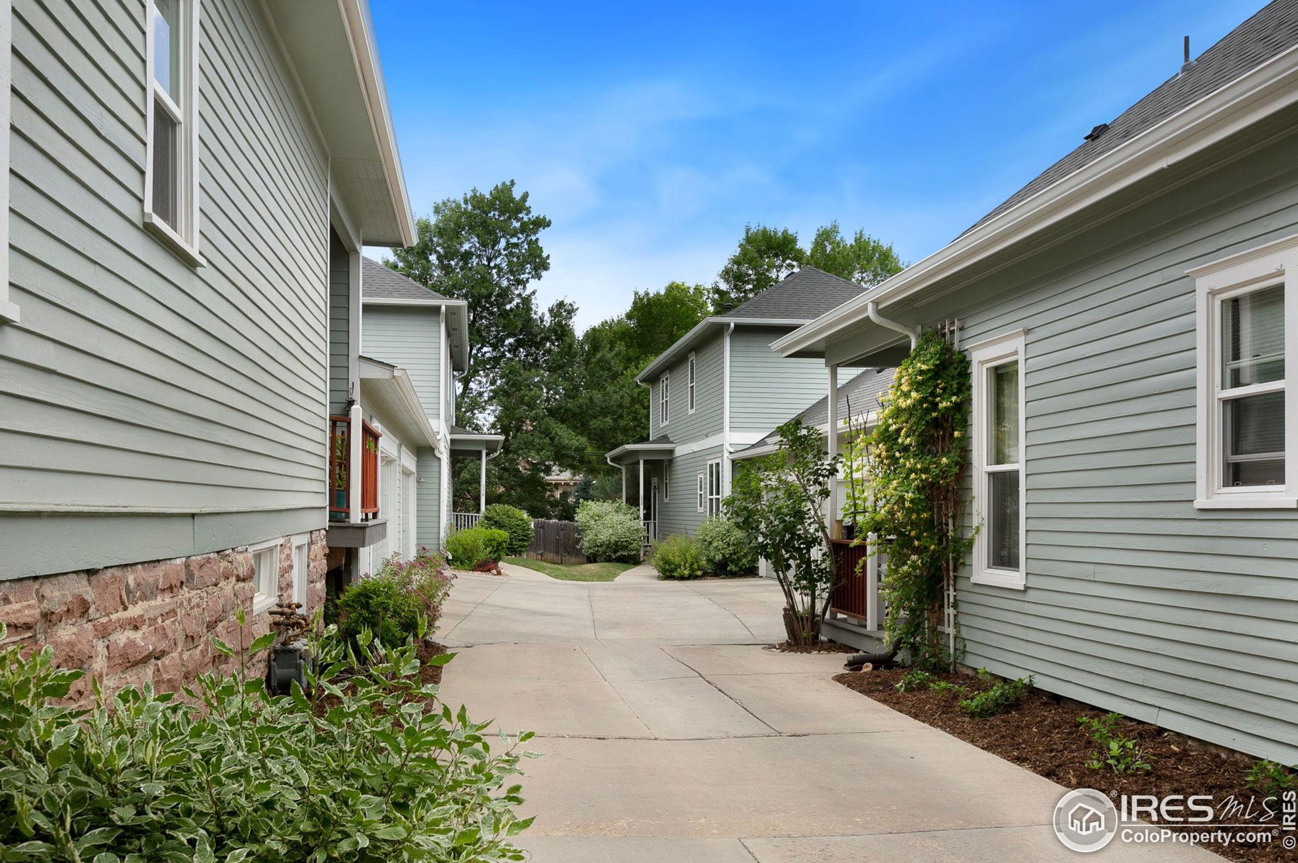 234 Pratt St, Longmont, CO 80501-5433