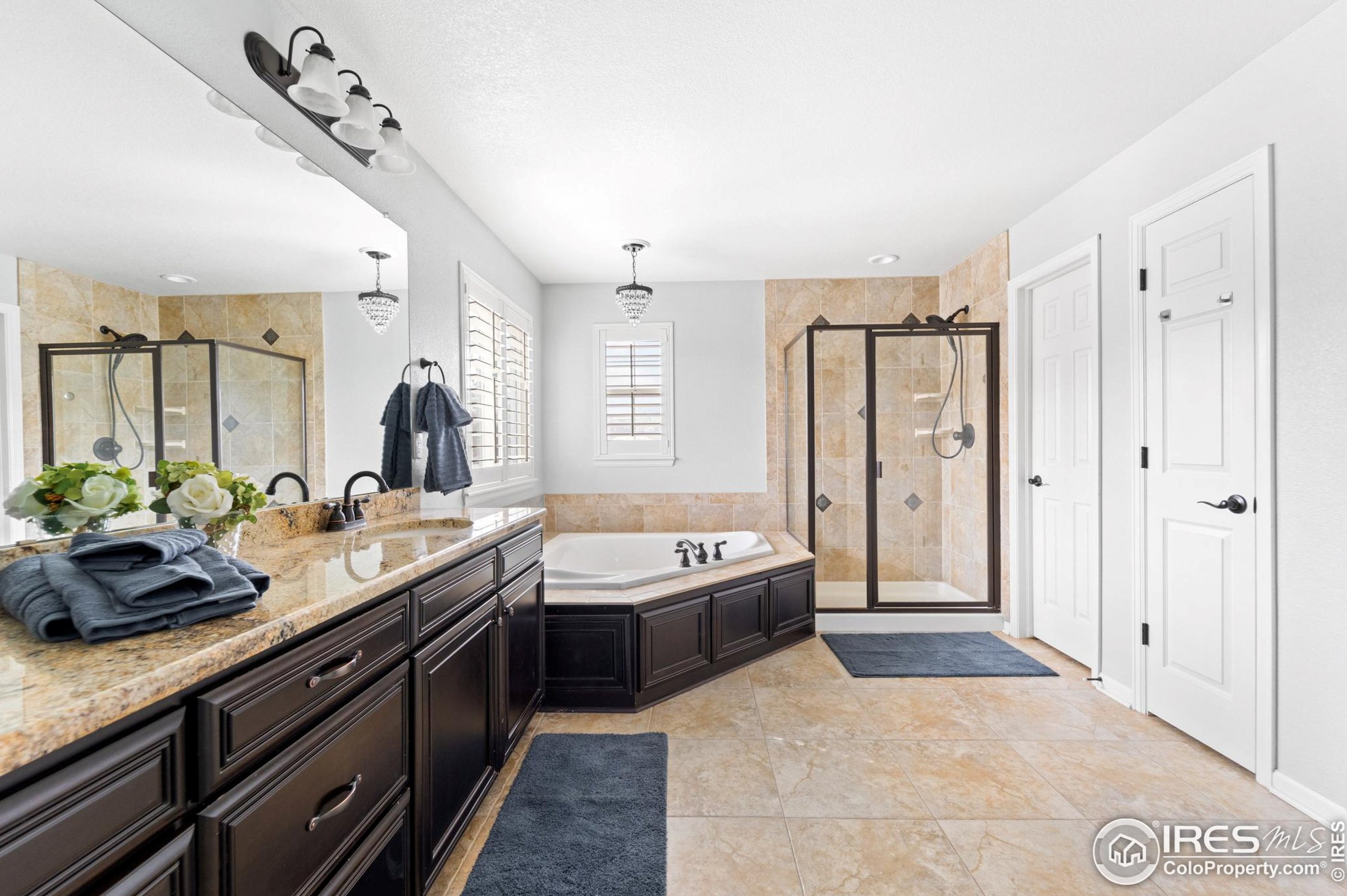 24230 Moraine Pl, Aurora CO 80016-1374 exterior