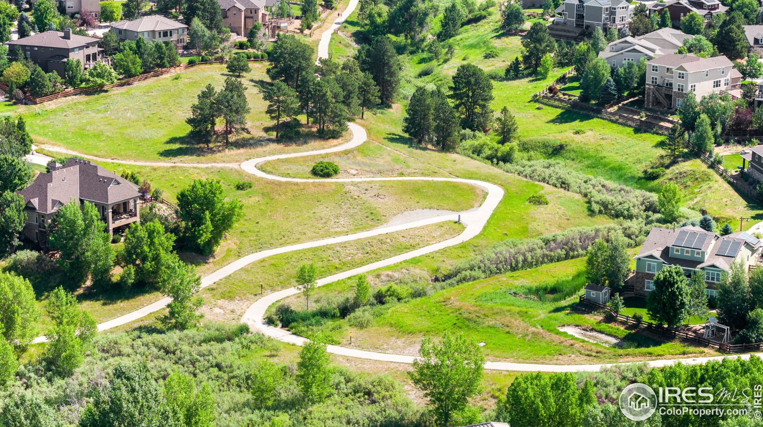 24230 Moraine Pl, Aurora CO 80016-1374 exterior