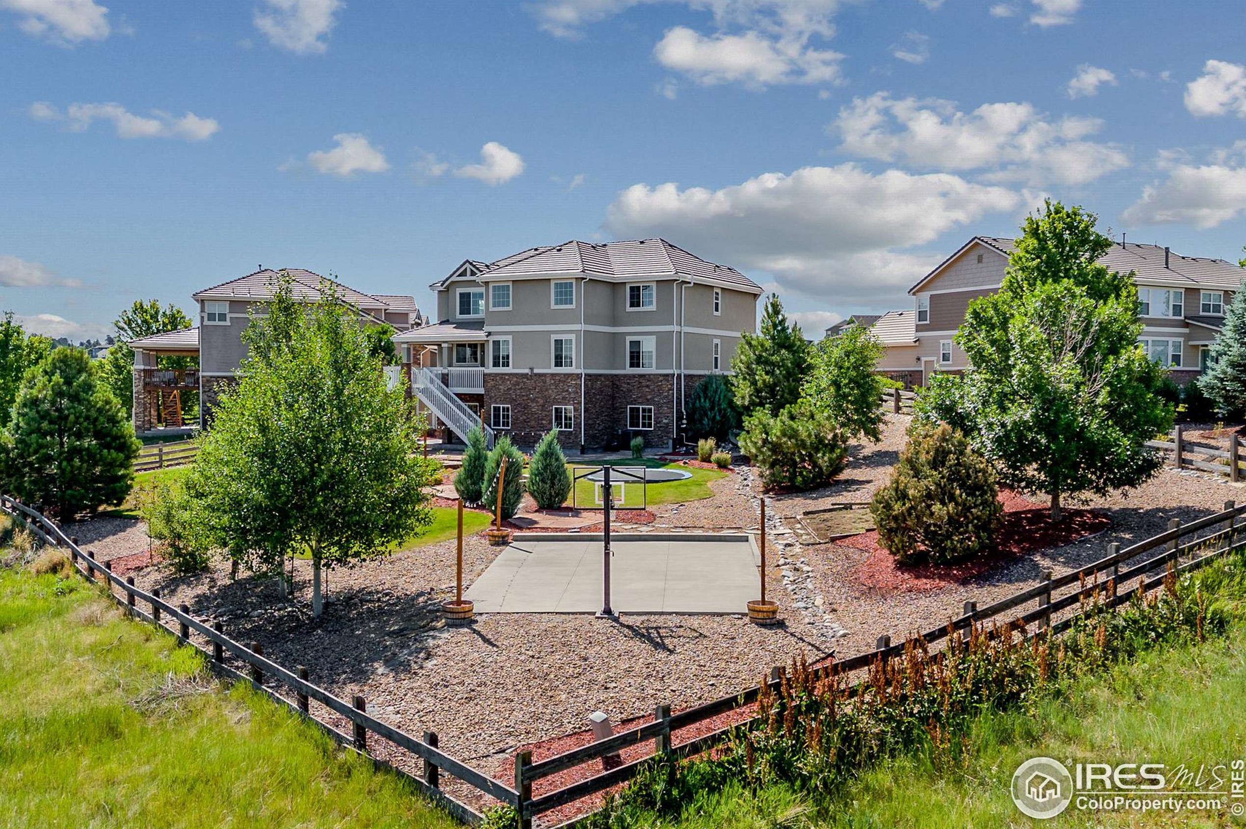 24230 Moraine Pl, Aurora CO 80016-1374 exterior