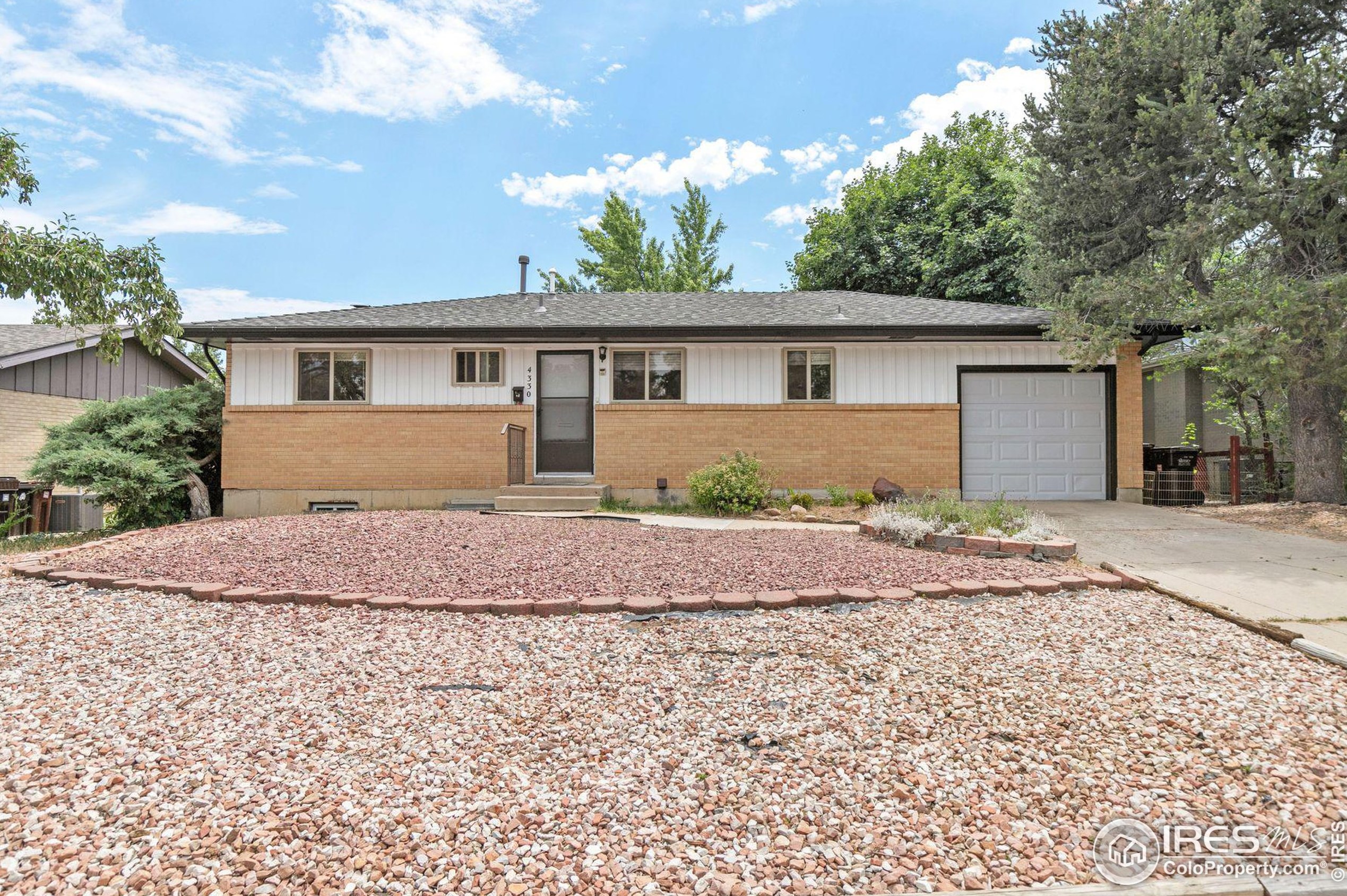 4330 Darley Ave, Boulder CO  80305-6028 exterior