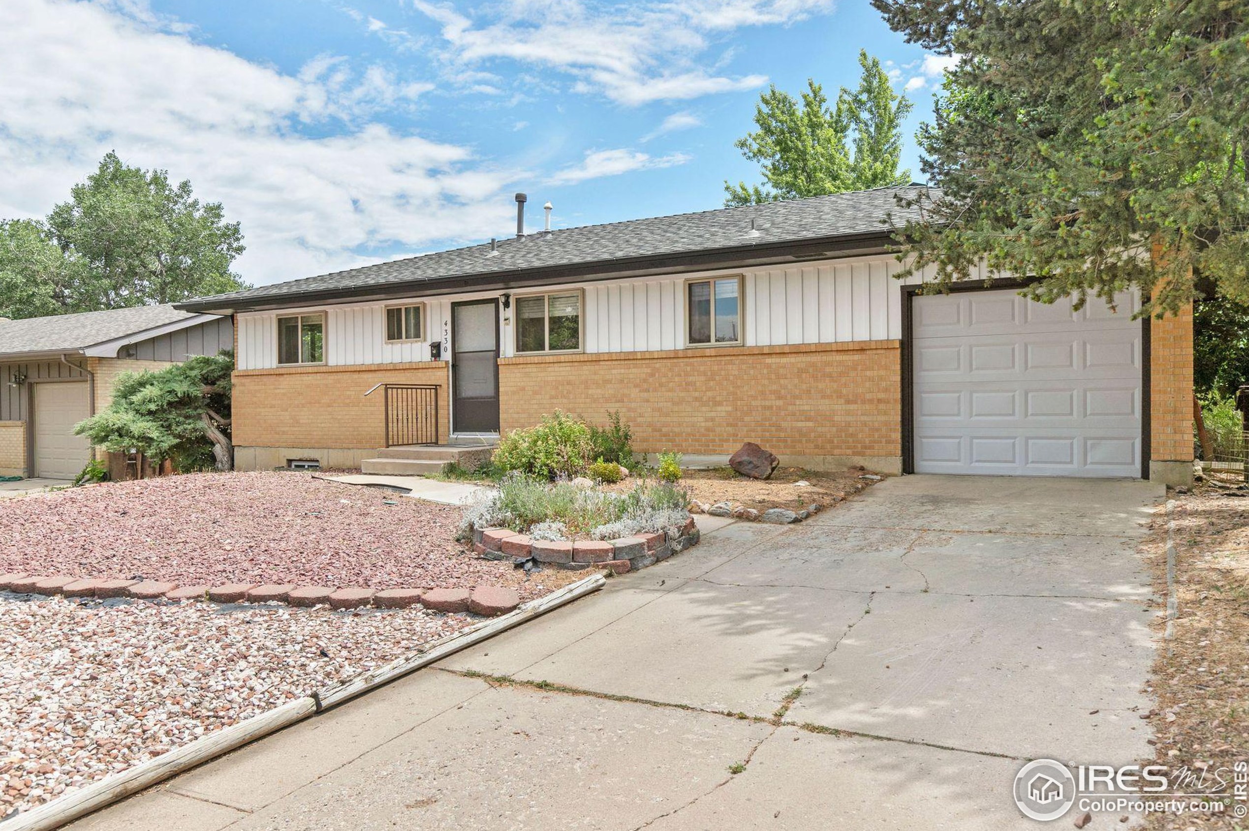4330 Darley Ave, Boulder CO  80305-6028 exterior