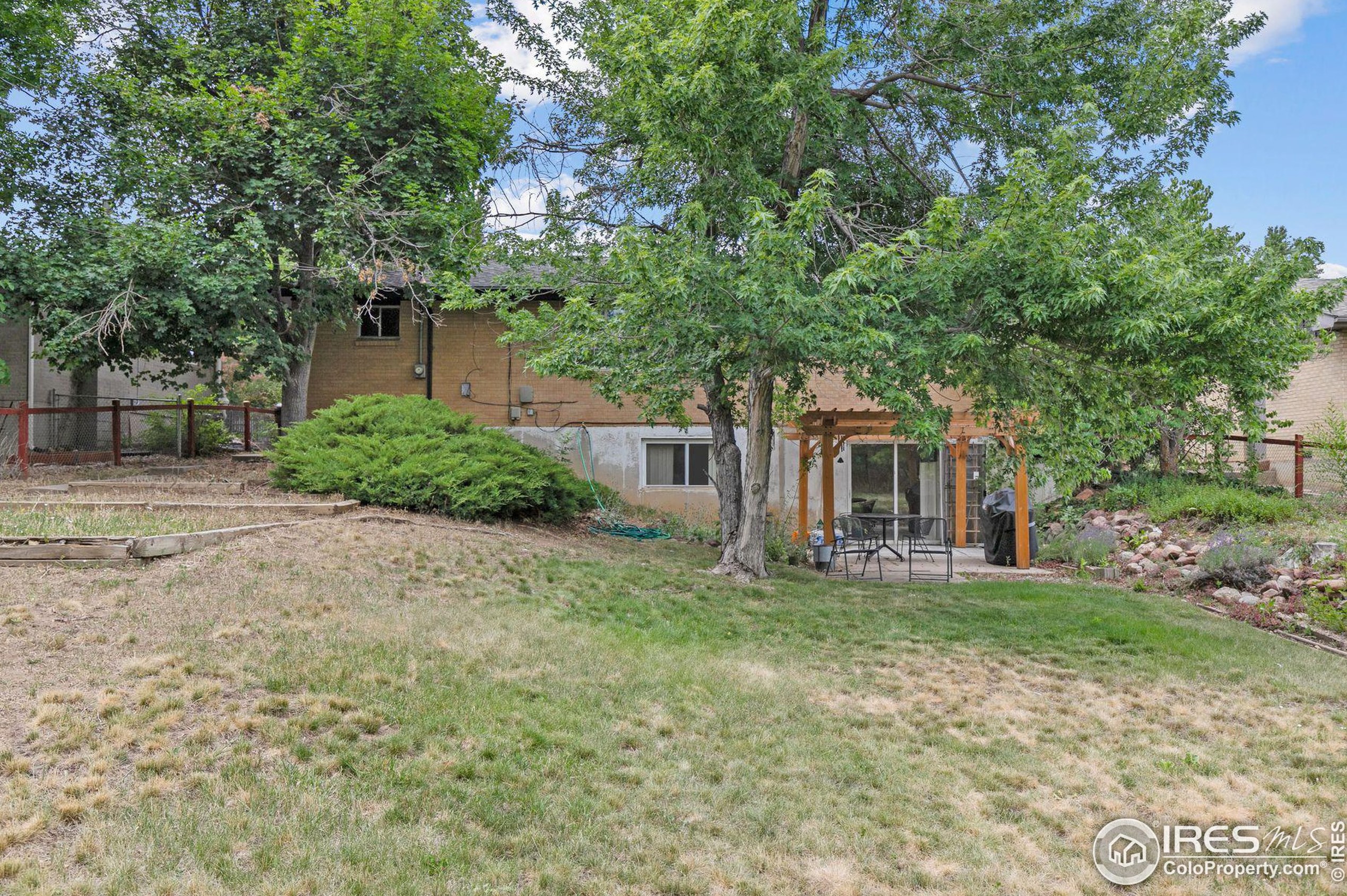 4330 Darley Ave, Boulder CO  80305-6028 exterior