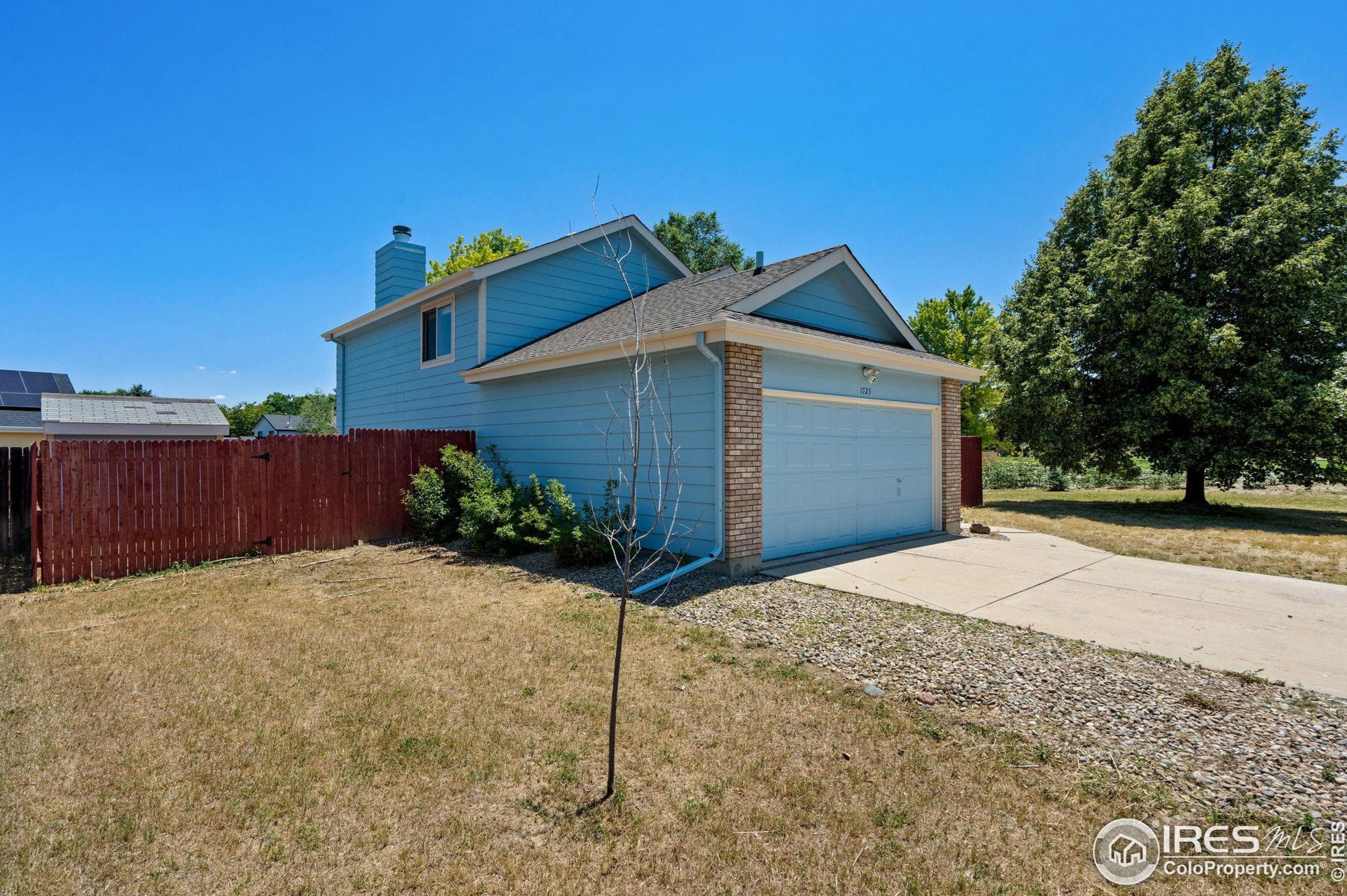 1725 Flemming Dr, Longmont, CO 80501-1053