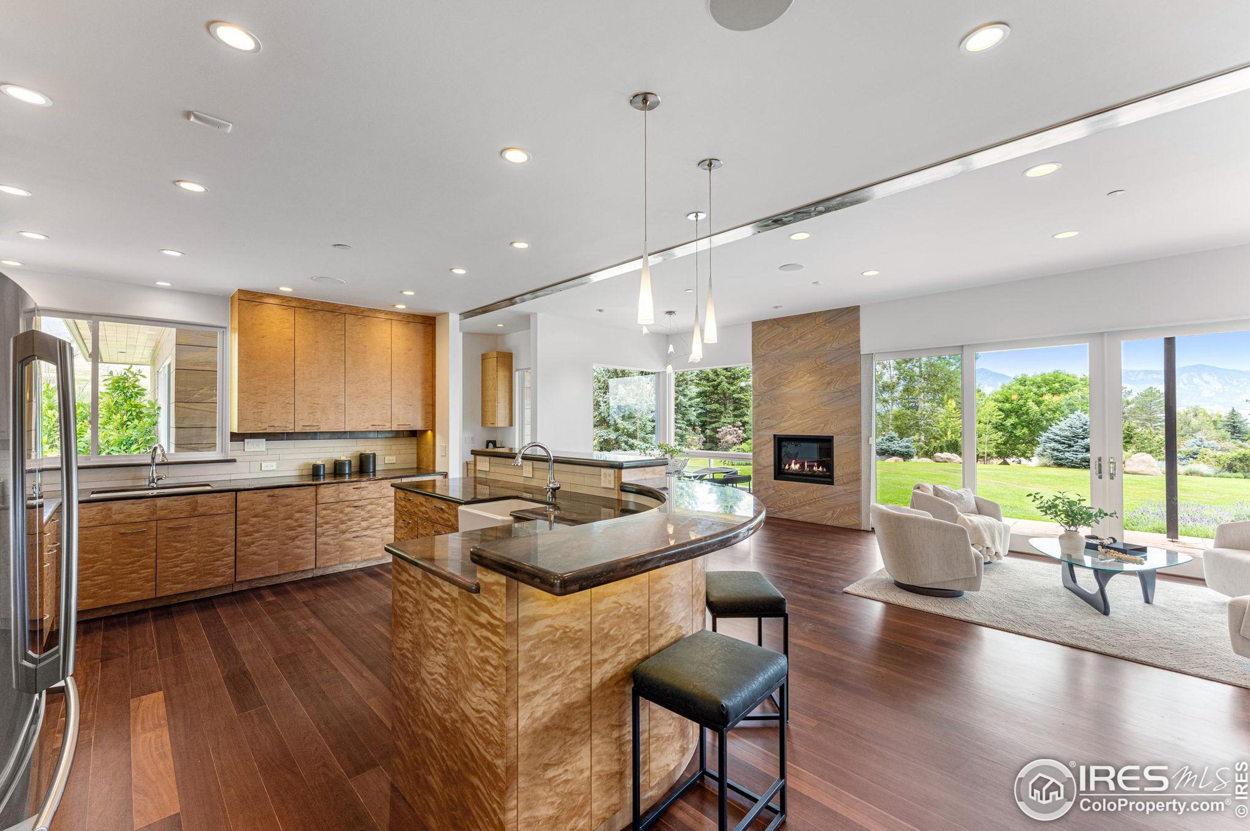 1000 Spg Dr, Boulder CO  80303-5029 exterior