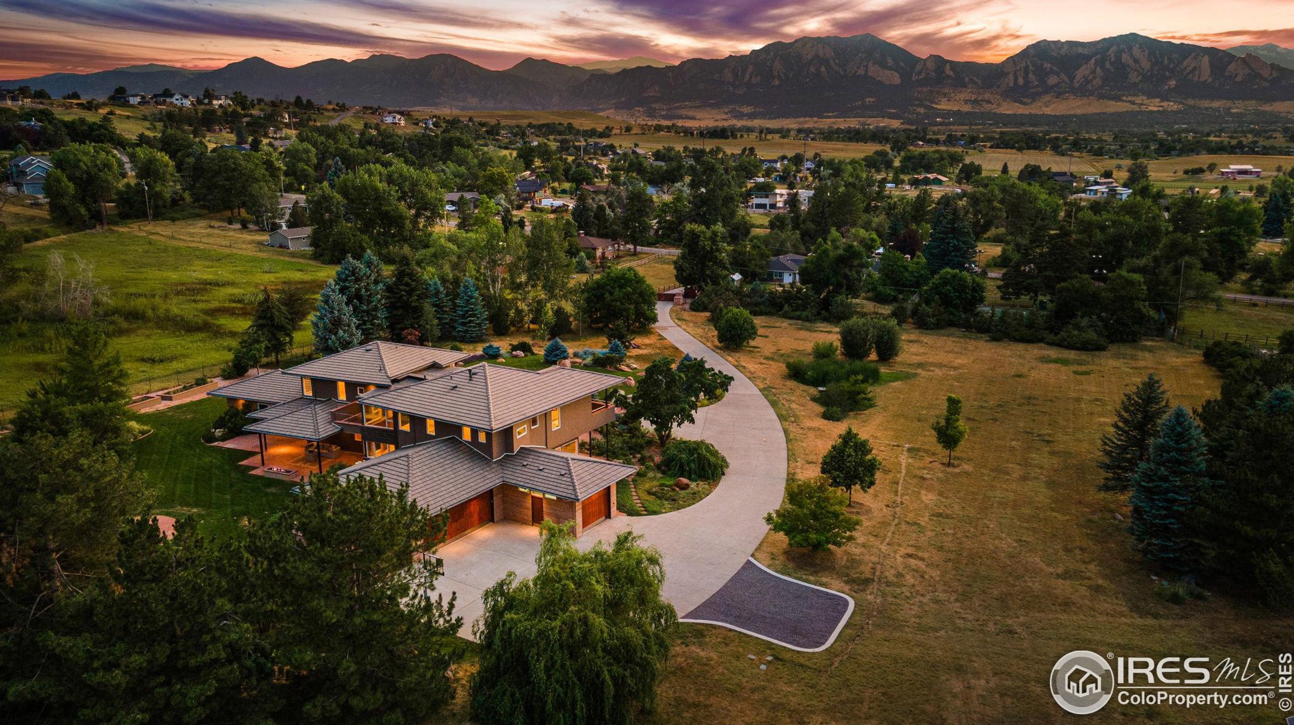 1000 Spg Dr, Boulder CO  80303-5029 exterior