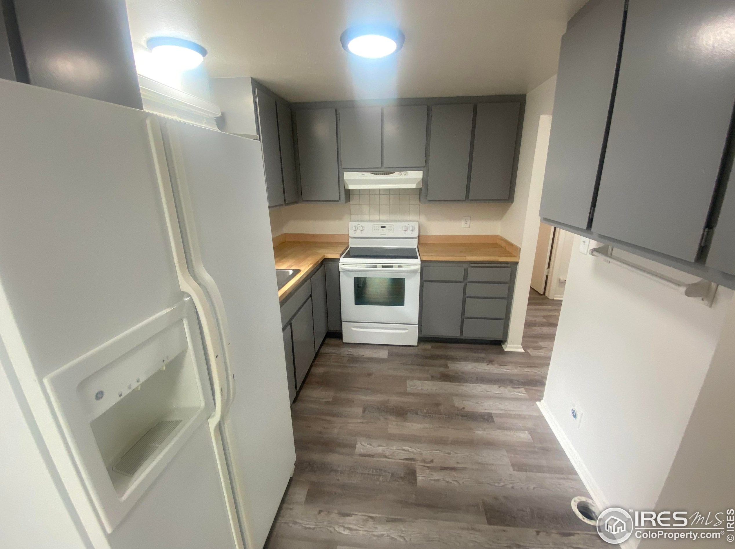 1120 15th St, Loveland, CO 80538-4010