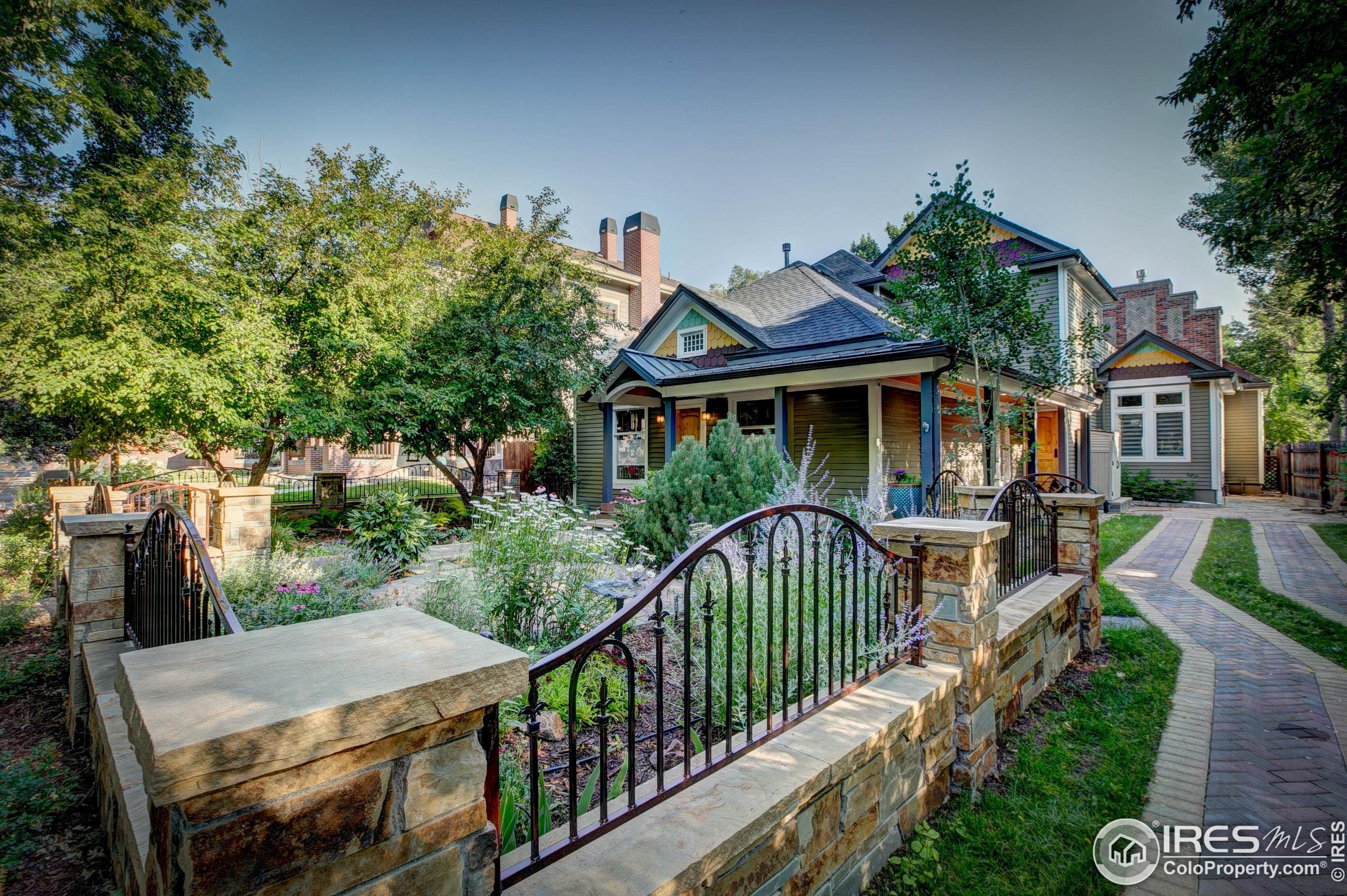 1016 Mountain Ave, Fort Collins, CO 80521-2404