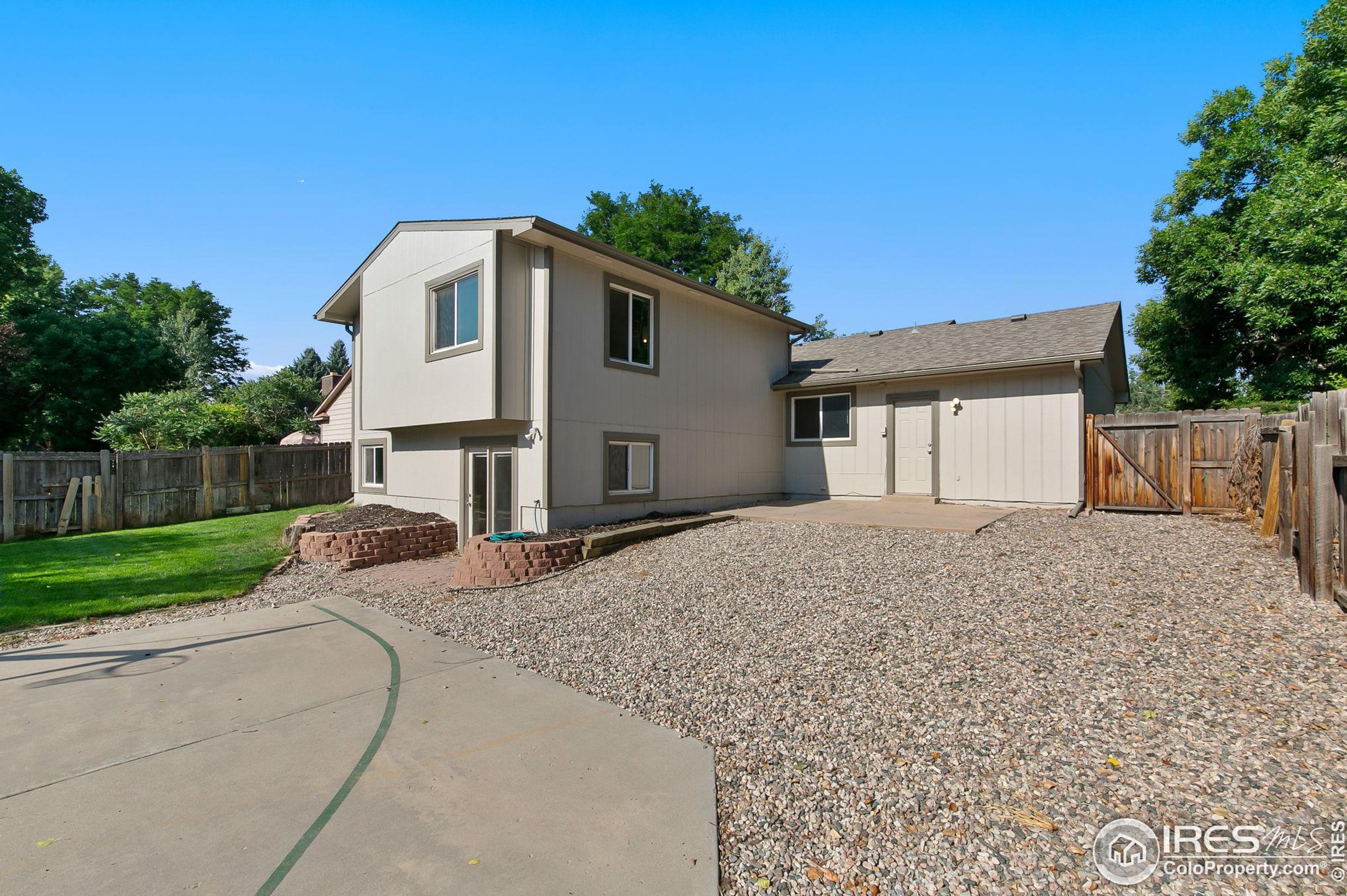 2718 Adobe Dr, Fort Collins, CO 80525
