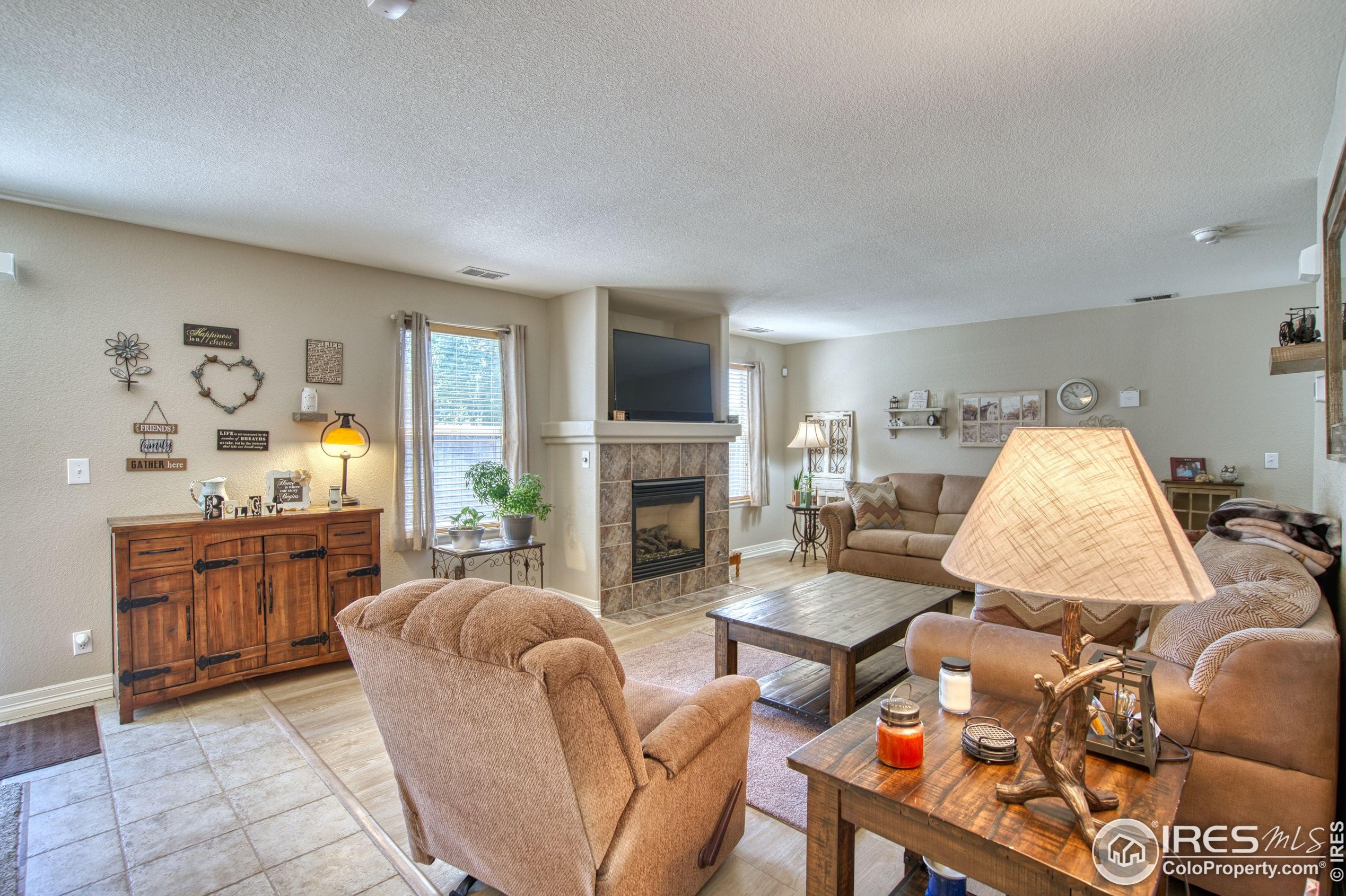 13618 Krameria St, Denver CO 80602-6985 exterior