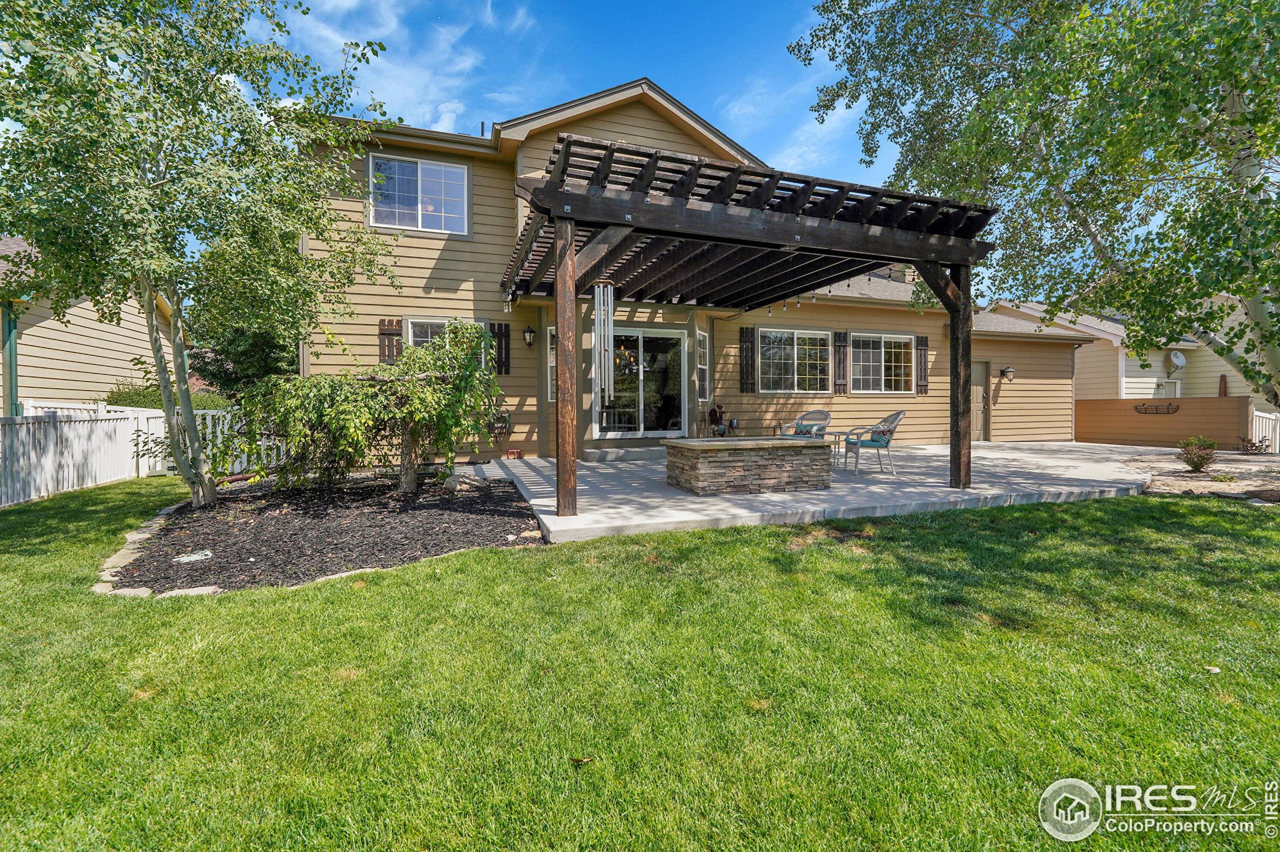 2247 Woody Creek Cir, Loveland CO  80538-5333 exterior