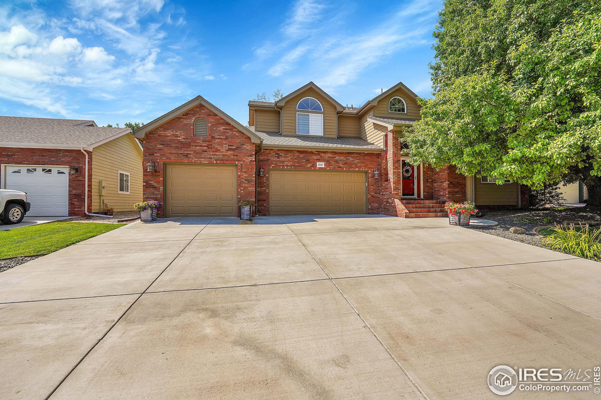 2247 Woody Creek Cir, Loveland CO  80538-5333 exterior